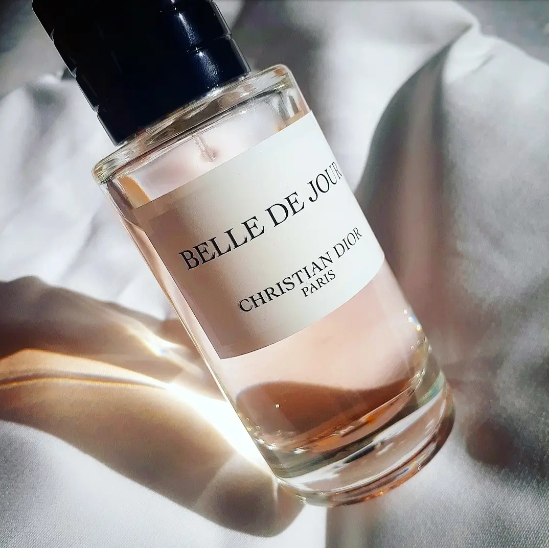 Perfume 】 Good scent for adult women | Gallery posted by