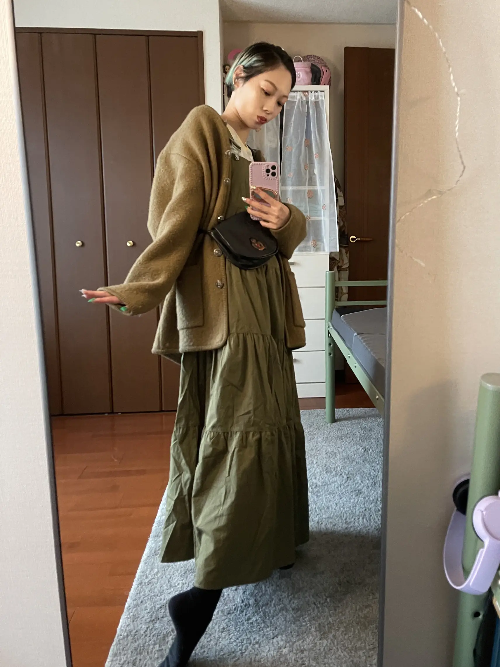 カーキﾛﾝｸﾞワンピース👗165㌢コーディネート | MAYANEが投稿したフォト