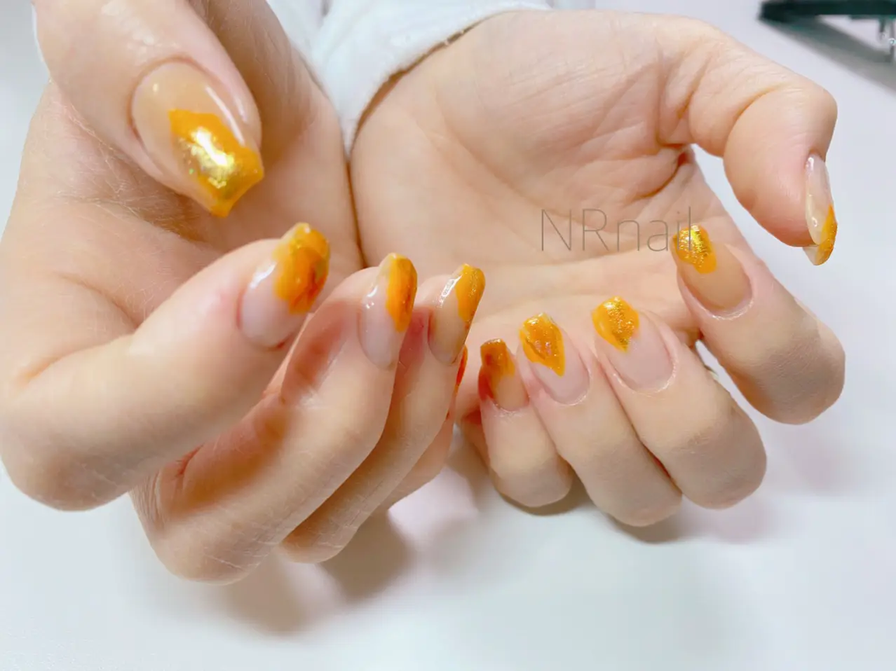 ライブの為の推しカラーネイル💅 | NRnail＊ネイルチップが投稿した