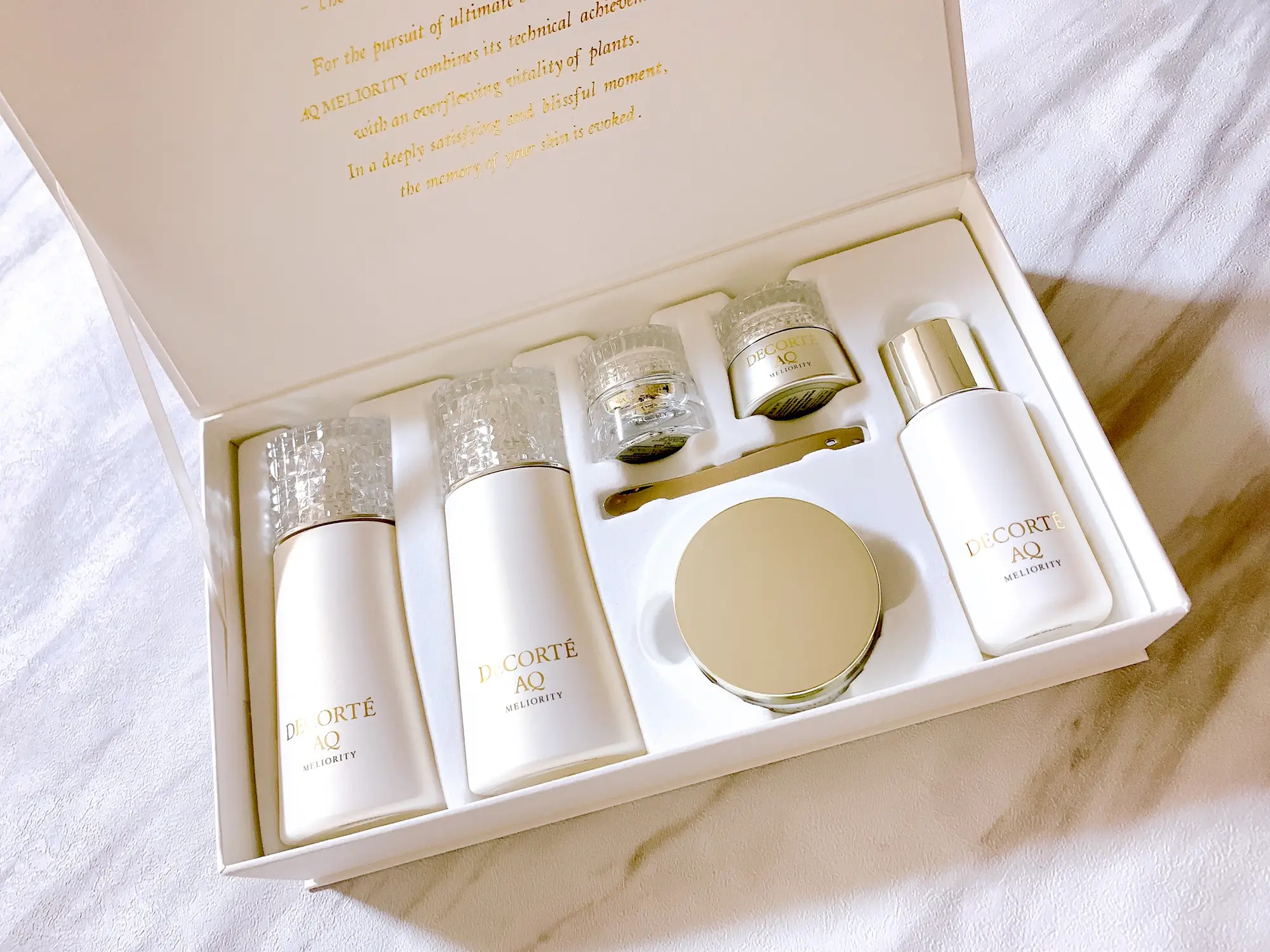 コスメデコルテ AQ ミリオリティ ラグジュリアス コフレ IV 新品未使用4個 コスメデコルテ / コスメデコルテ AQ ミリオリティ ラグジュリアス