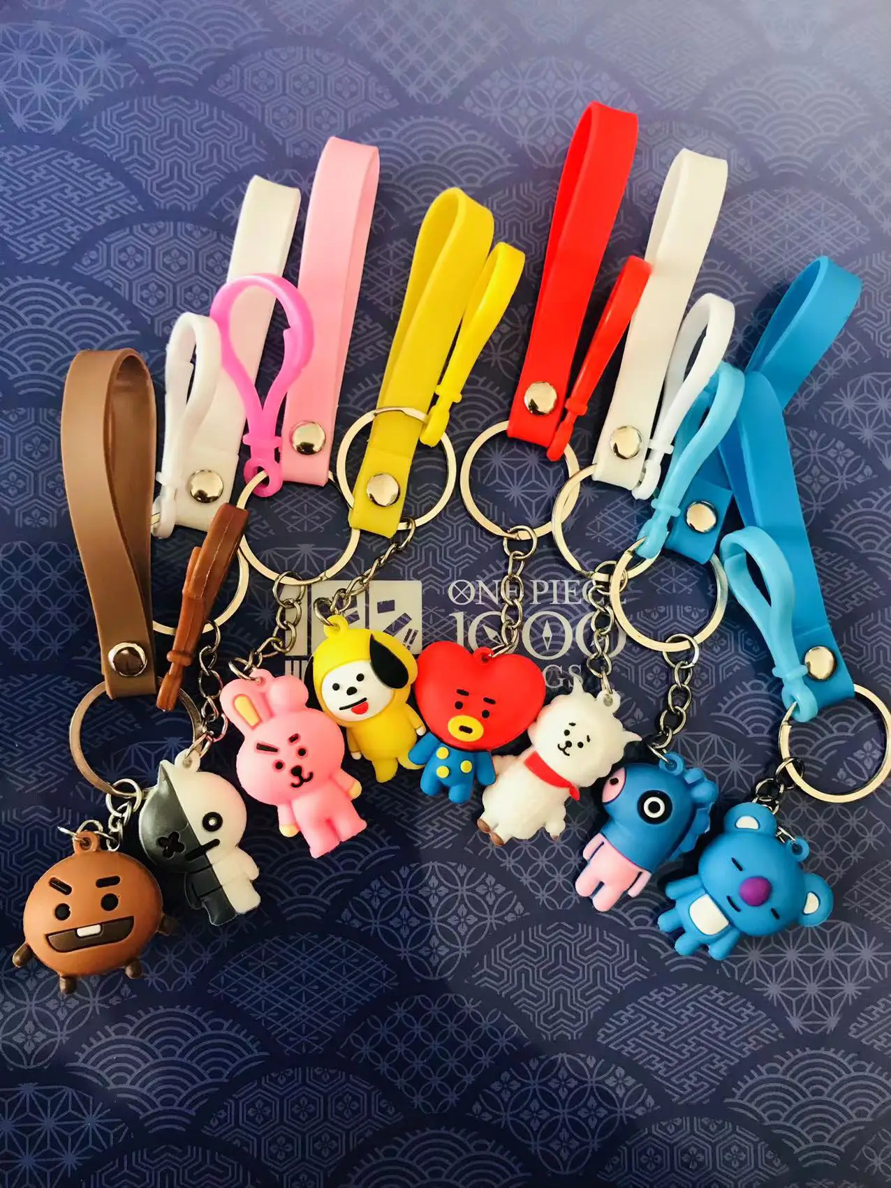 ☆ BTS BT21 キャラクター キーホルダー ストラップ 【8個セット 
