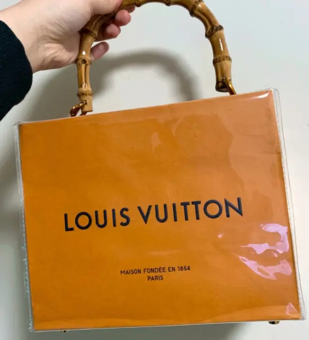 How to Quickly Identify Real vs. Fake LV, Galeri diposting oleh  Natasshanjani