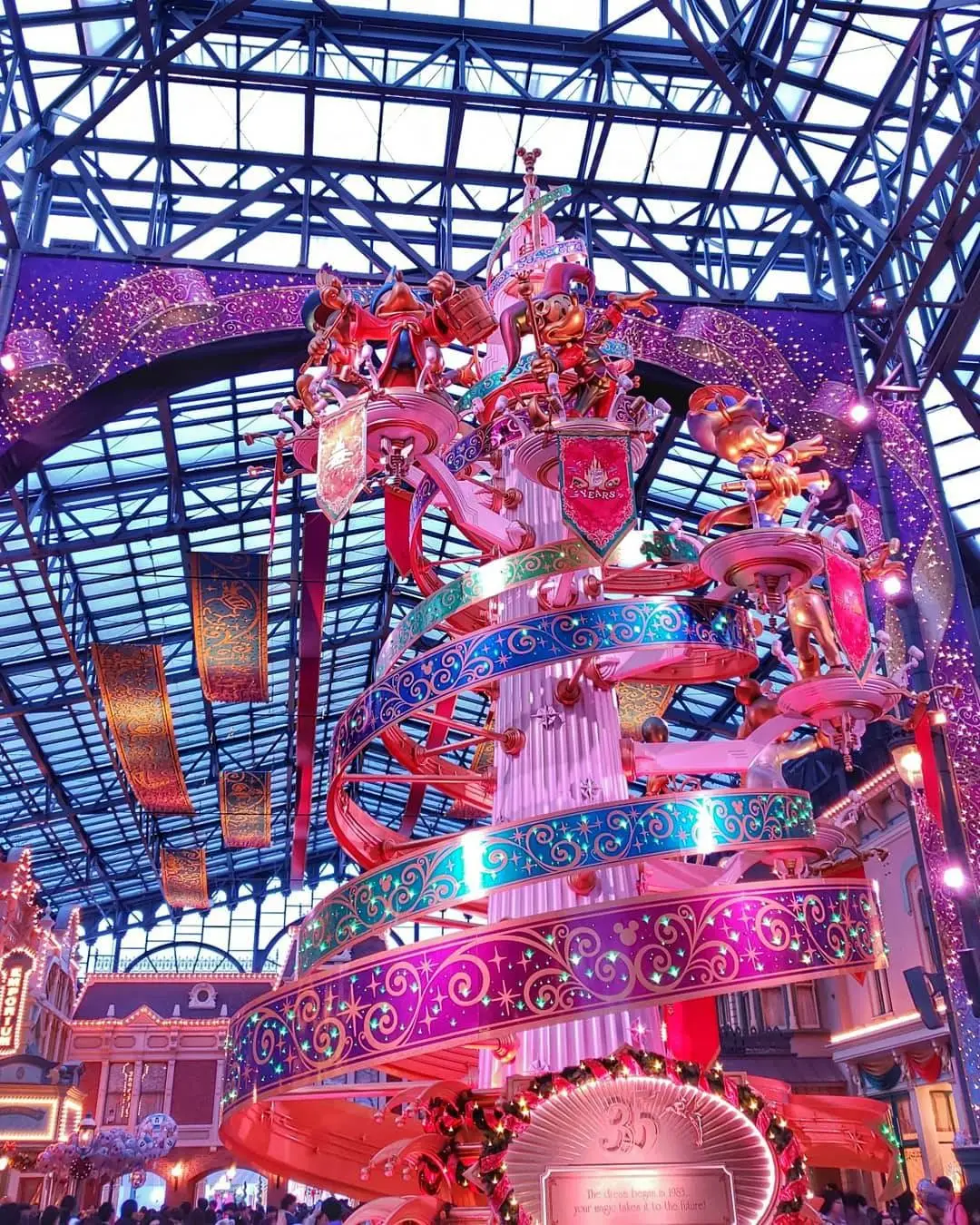 ディズニー センターピースパレード クリスマス シンデレラ城 痛かろ 