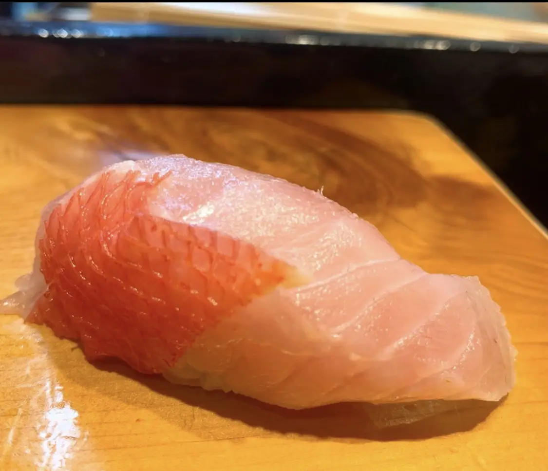 謎多き寿司屋、ボブ🍣 | グルメみんログ24hが投稿したフォトブック | Lemon8