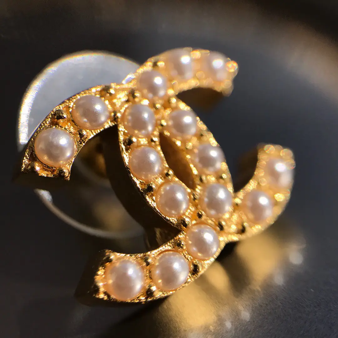 Chanel シャネル真珠ピアス | cincin_innが投稿したフォトブック | Lemon8