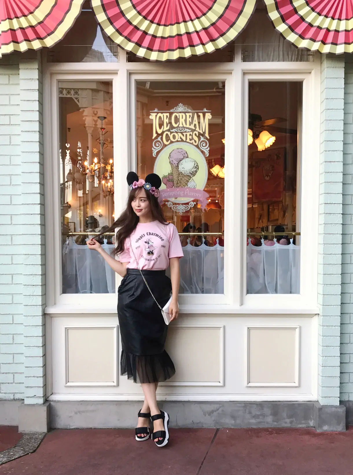 Disney 親子コーデ♡ | Rumi_officialが投稿したフォトブック | Lemon8