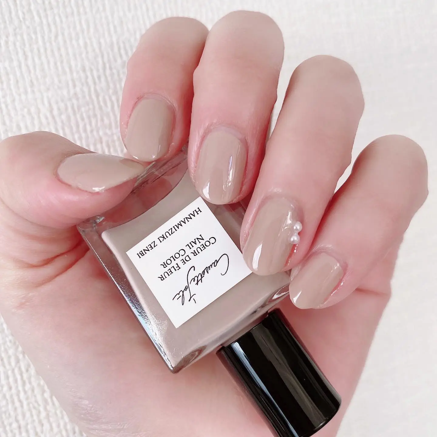 全女子にオススメしたい美グレーネイル💅 | アンが投稿したフォト