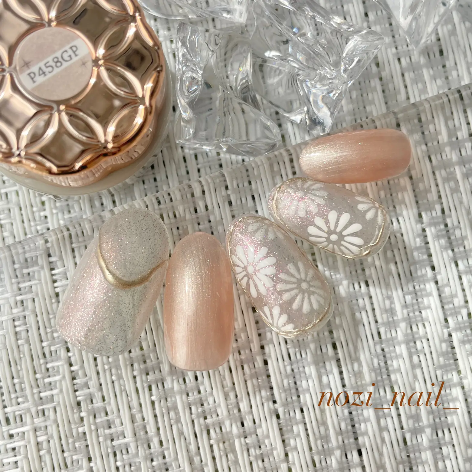 オーダーネイルチップ No.88 ぷっくりお花 ぷっくりうねうね 単色