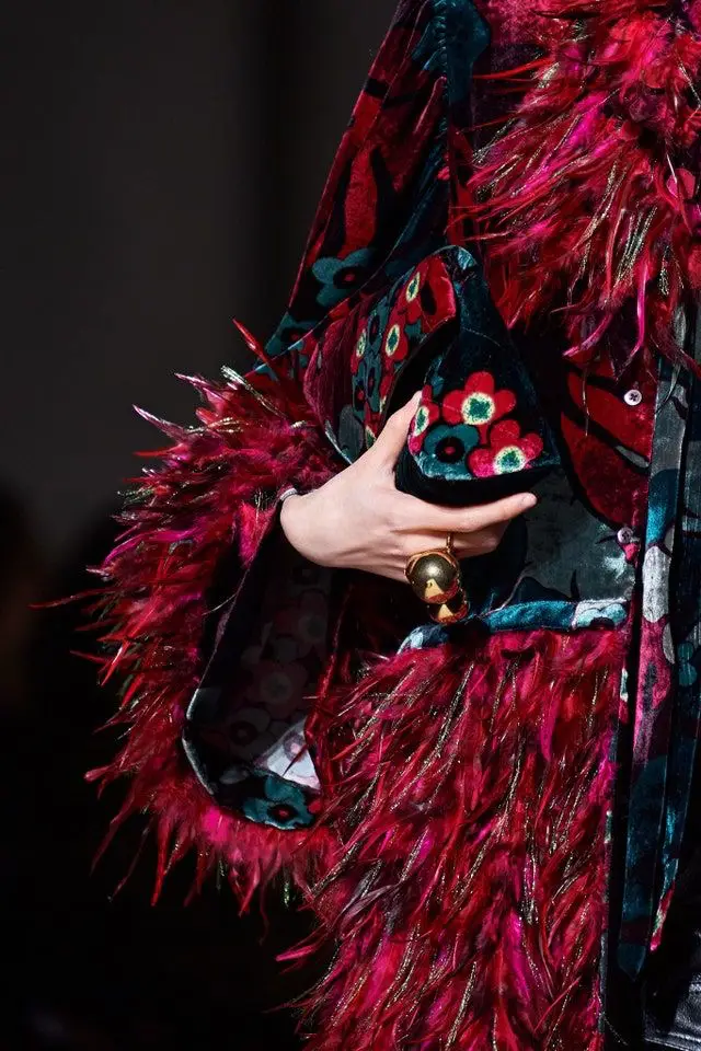 DRIES VAN NOTEN 主役級フェザースカート | Chikaco_が投稿したフォト 
