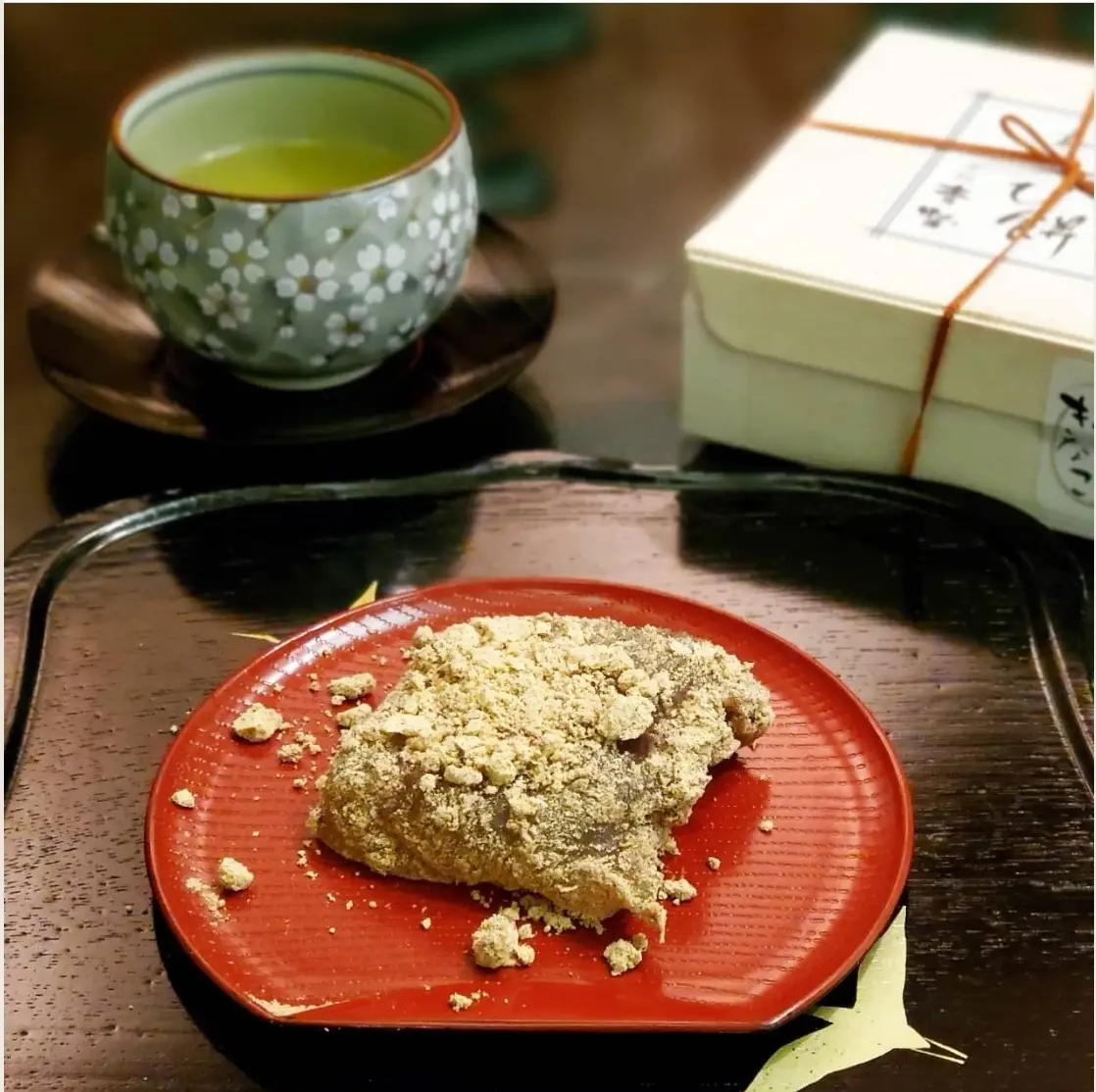 Akasaka Aono Main Store 】 ⚪ Warabimochi | Gallery posted by ミスター黒猫 | Lemon8