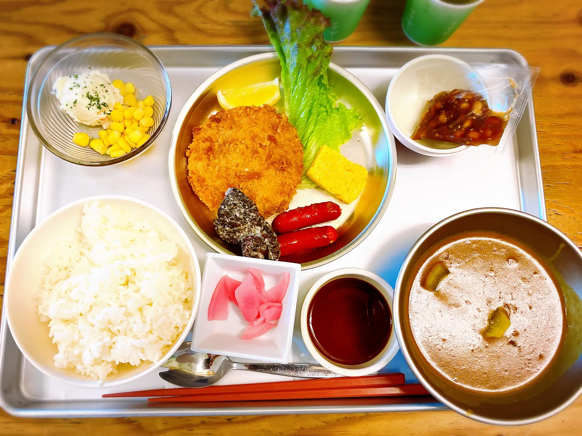 泊まれる学校🏫✨道の駅🌿 給食風ランチ🍽 | メグ6007が投稿したフォトブック | Lemon8