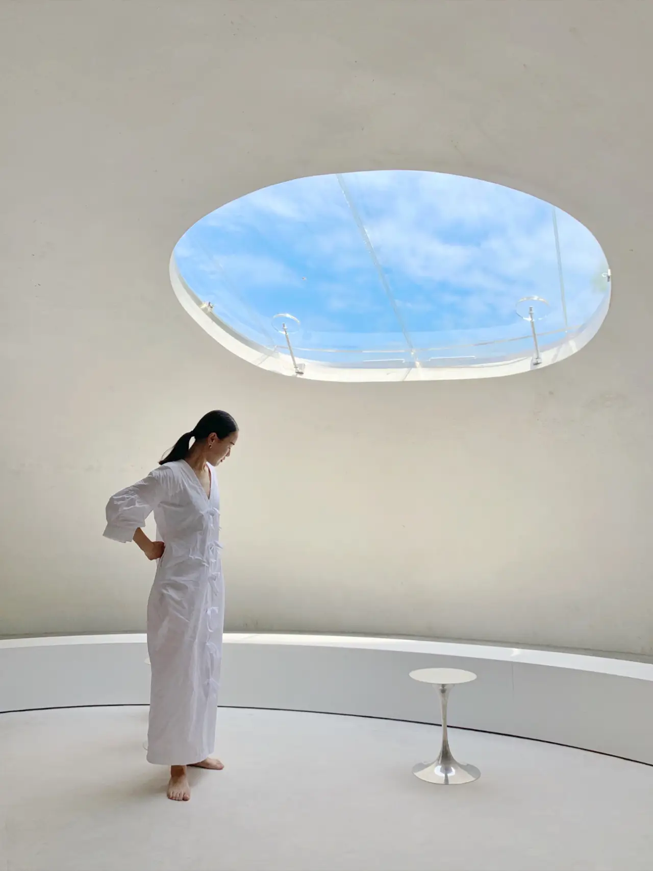 豊島美術館 開館1周年記念 写真集「豊島美術館」美術家 内藤礼 建築家 