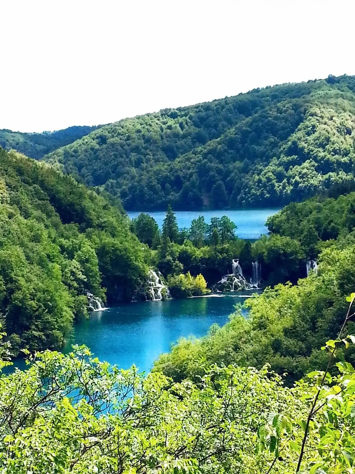 クロアチアにある絶景。世界遺産の「プリトヴィツェ湖群国立公園