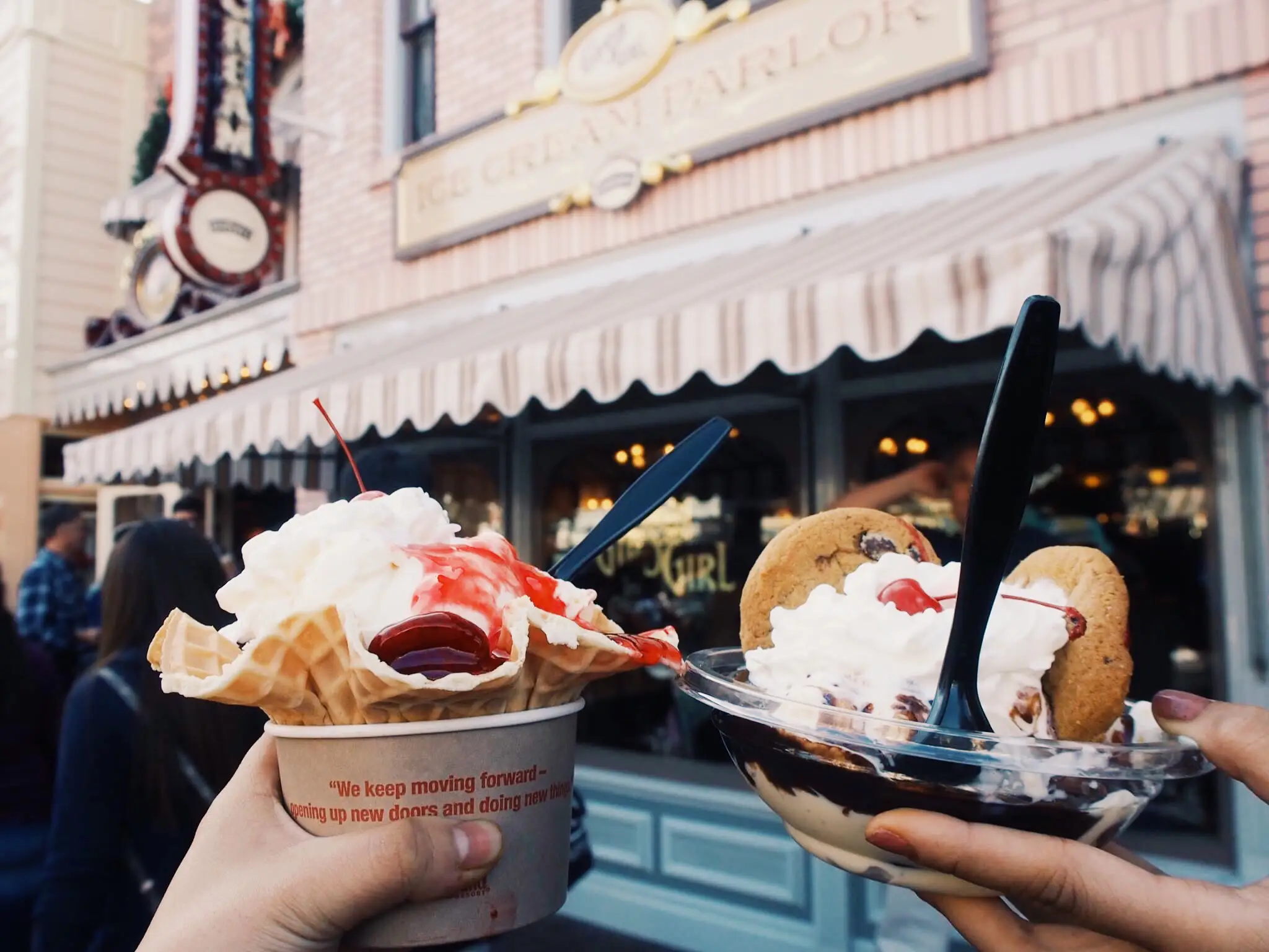 ディズニー USAパフォーマンス アイスメーカー 氷菓調理器 ジェラート アイスクリーム かき氷 出前氷菓調理販売瞬間アイス ディズニーUSAパフォーマンス アイスメーカー 氷菓調理器 アイス