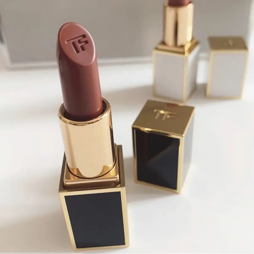 TOM FORD💄クラッチサイズのミニリップポーチに忍ばせて気分あげる