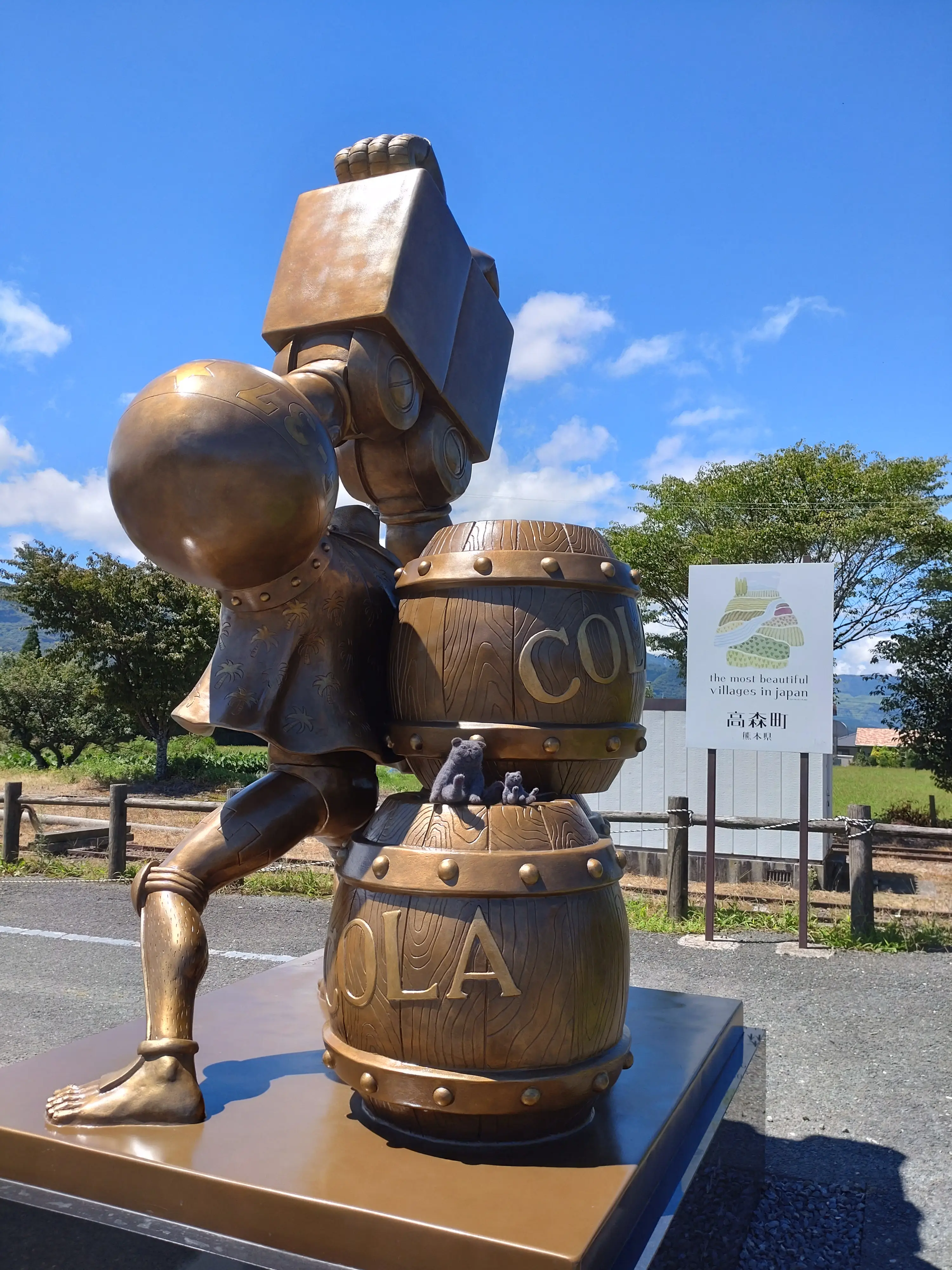 値下げしました ワンピース好き必見 _ルフィとチョッパーの彫刻アート_台付 ワンピース好き必見 _ルフィとチョッパーの彫刻アート_台付 【公式通販】