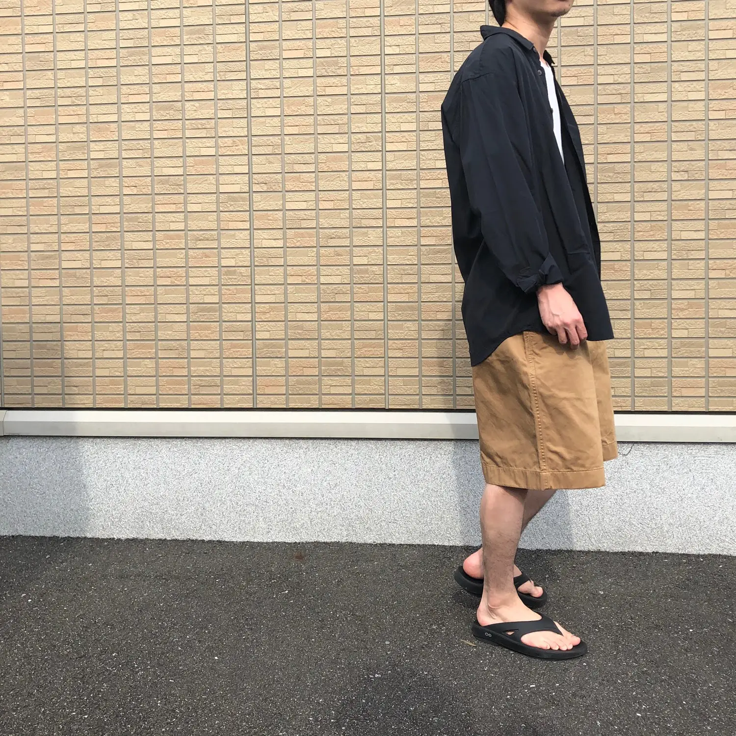 UNIQLO Uのグルカショーツで上品な夏コーデ | 沢井が投稿したフォト