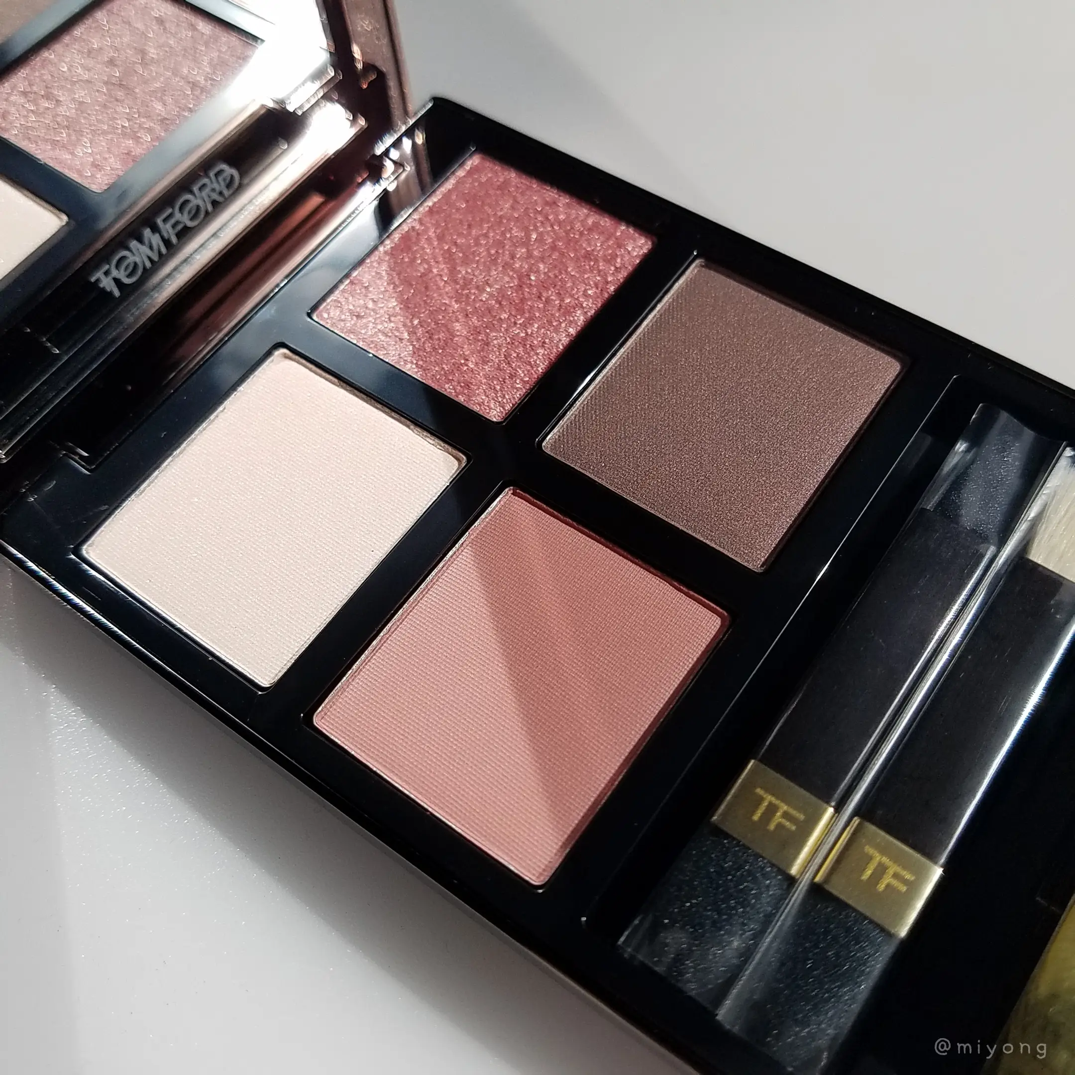 TOMFORD 新作 インソレントローズで初見メイク | miyongが投稿した