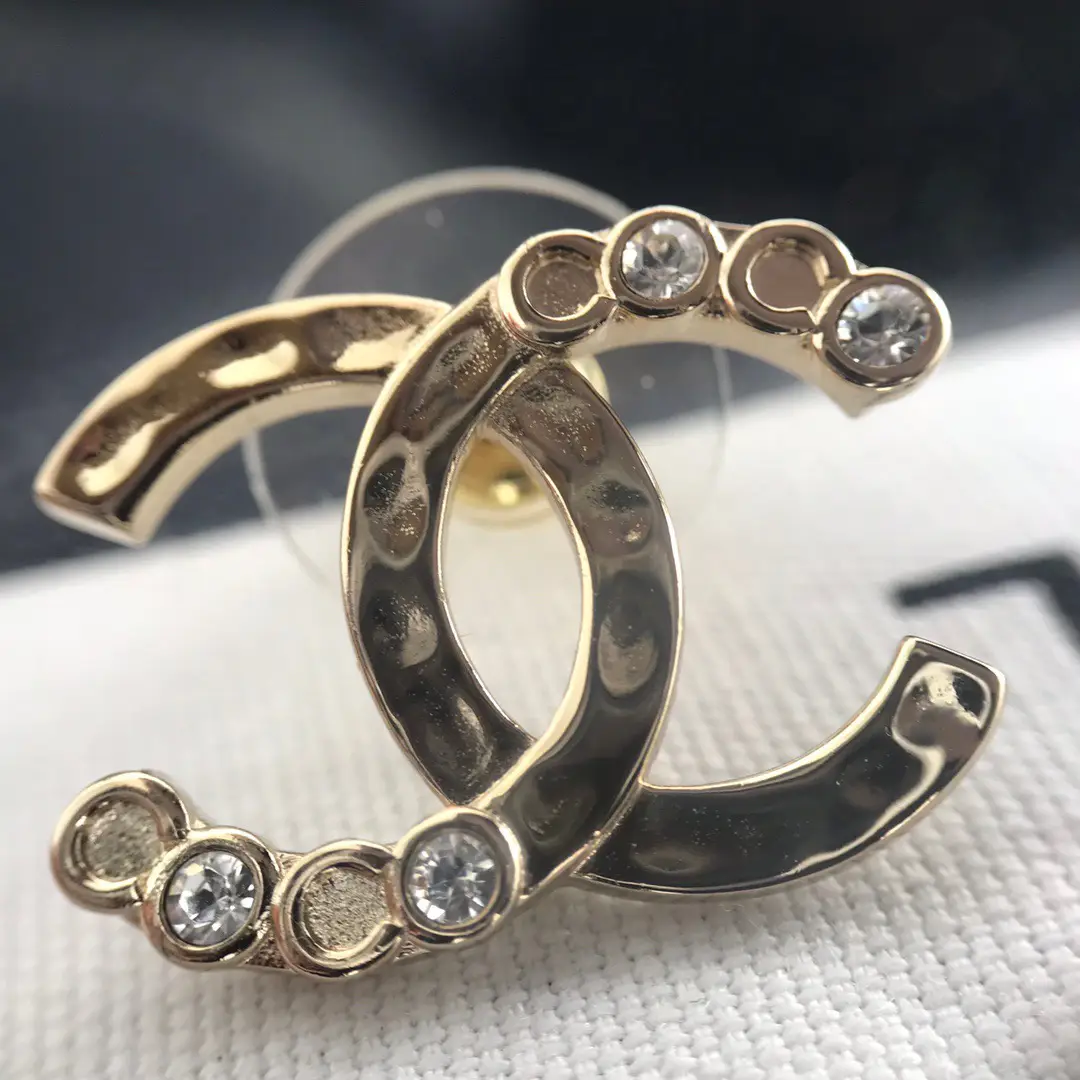 シャネルピアスchanel | cincin_innが投稿したフォトブック | Lemon8