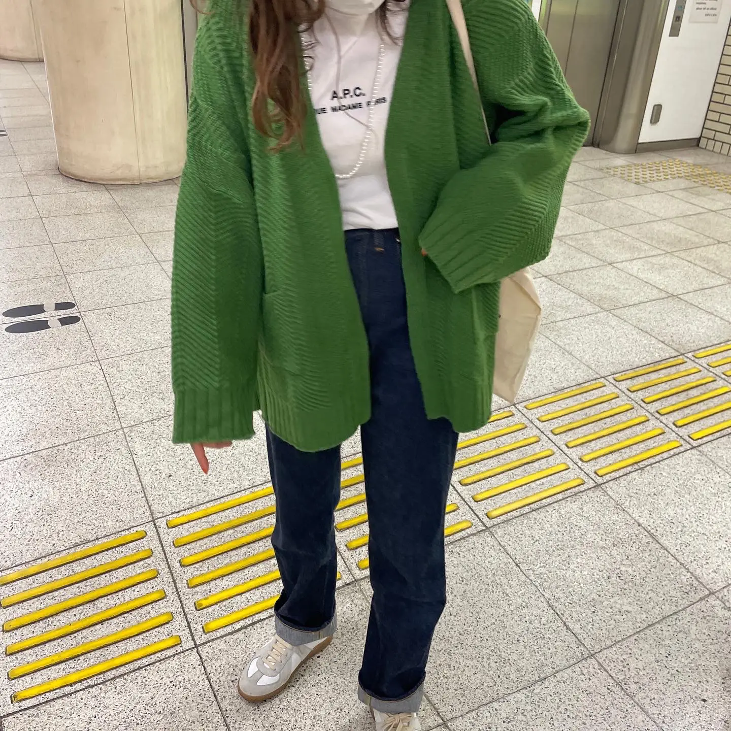 green cardigan📗💚🌿 | chel.5_____が投稿したフォトブック | Lemon8