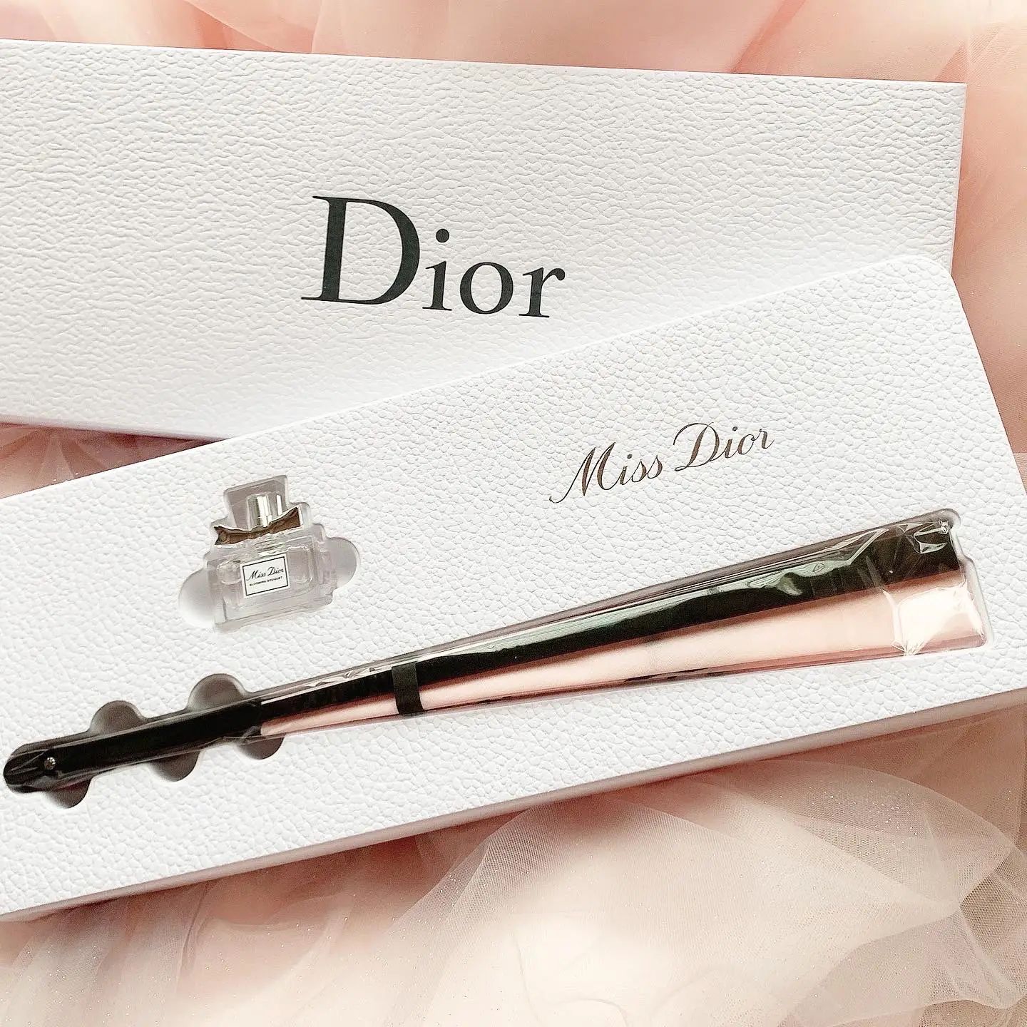 Dior/ファンギフトセット✨ | raraco870が投稿したフォトブック | Lemon8