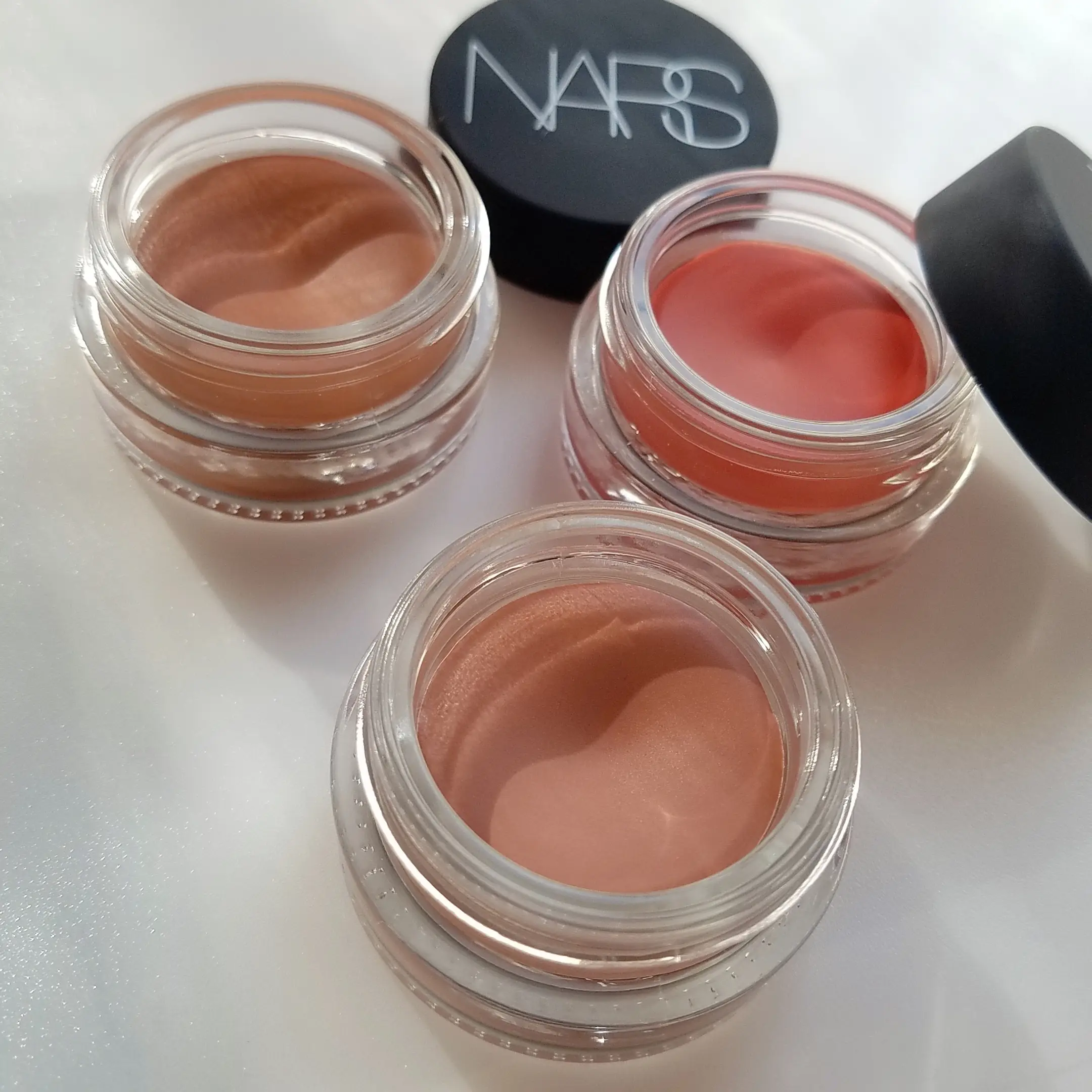 NARS 2021 春の新作 ふわっと発色 イエベが選ぶエアーマットブラッシュ