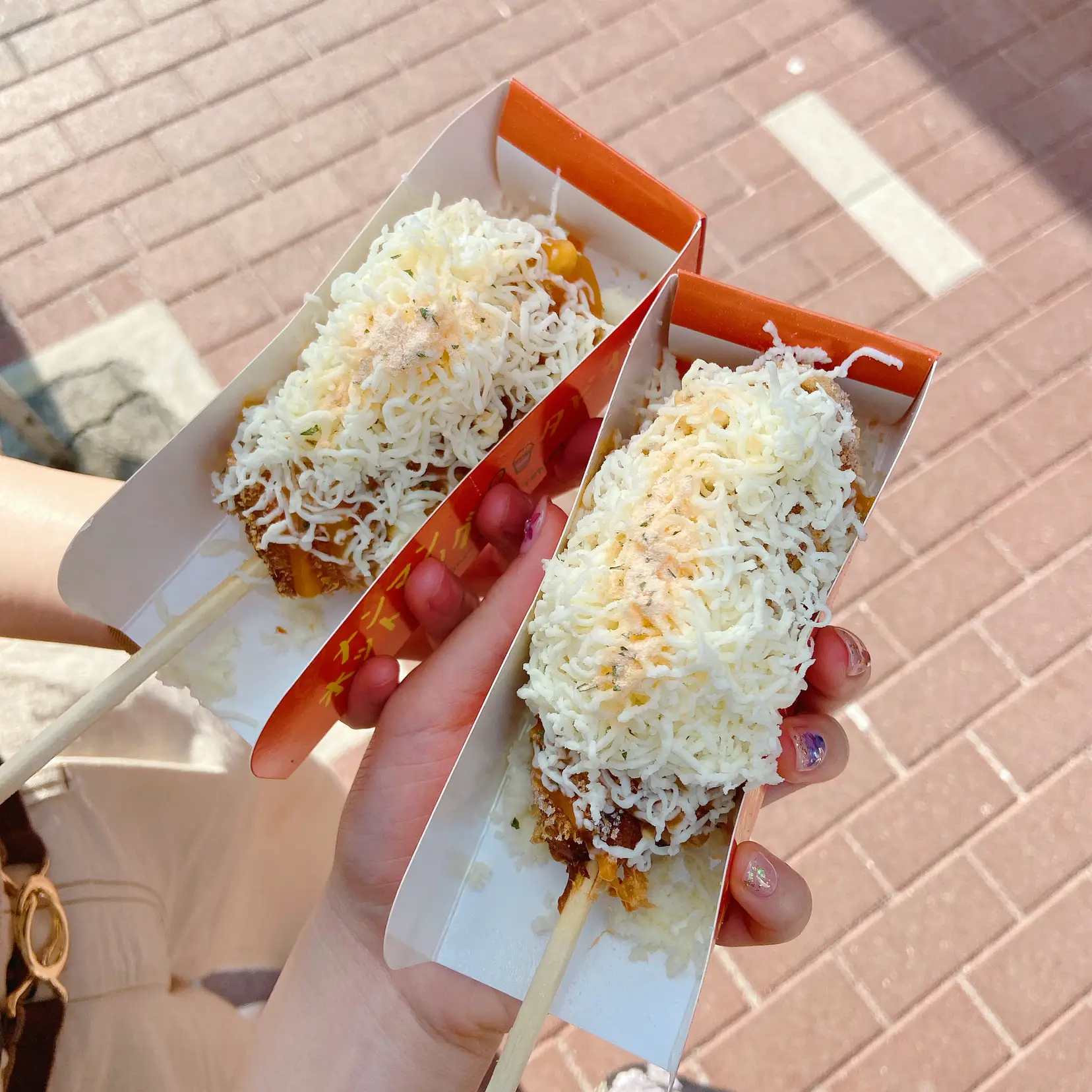 チーズ好き必見🧀チーズたっぷりのホットドック🤤﻿ | がっち夫婦の飯テロが投稿したフォトブック | Lemon8