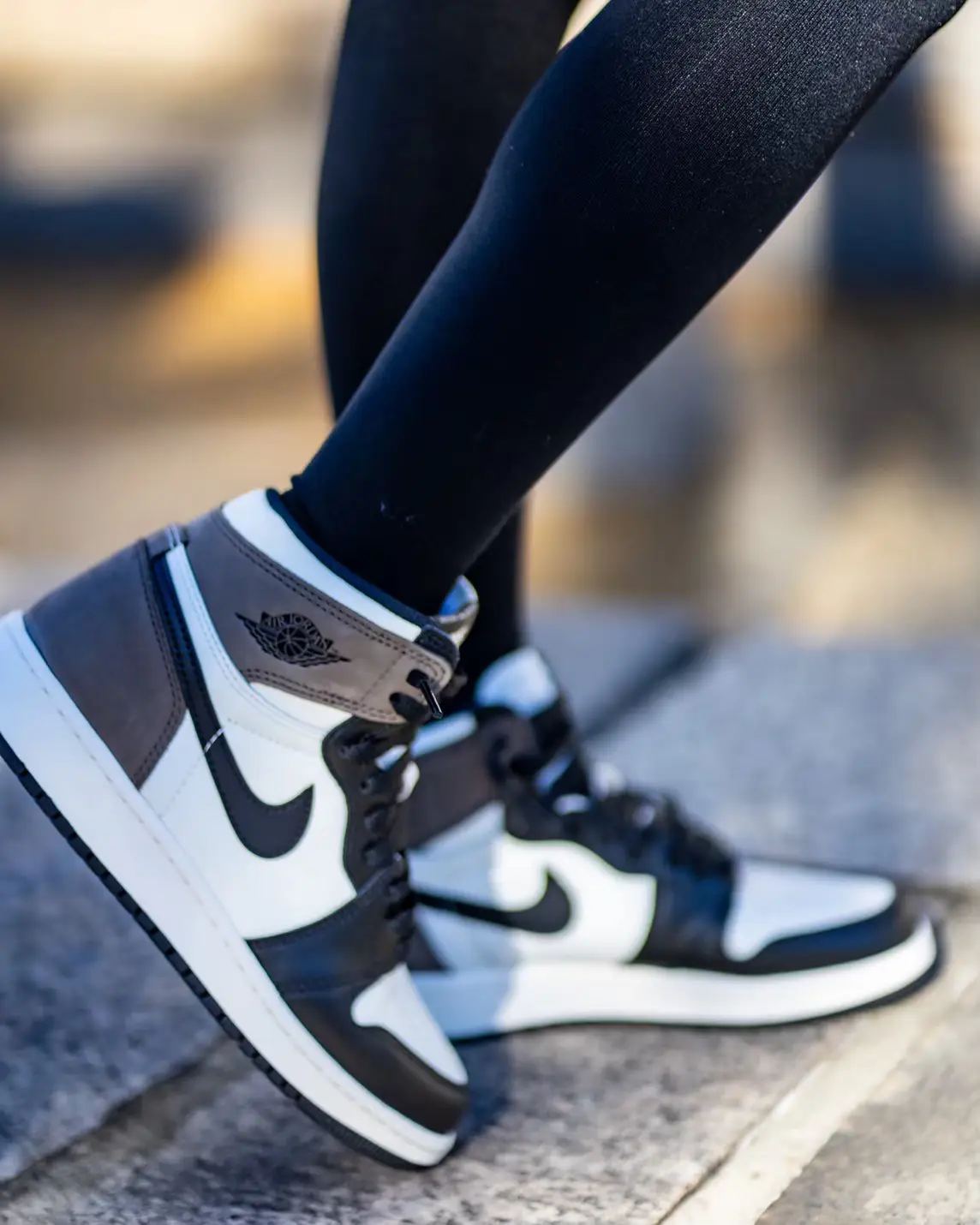 NIKE エアリフト 春色バイカラー（楽天市場】ナイキ リフト