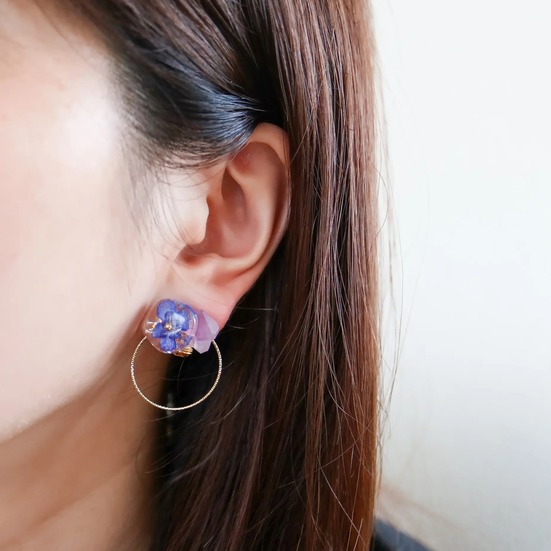 本物ビオラ＆紫陽花♡スワロ使用 雫ドロップのピンク系ピアス 