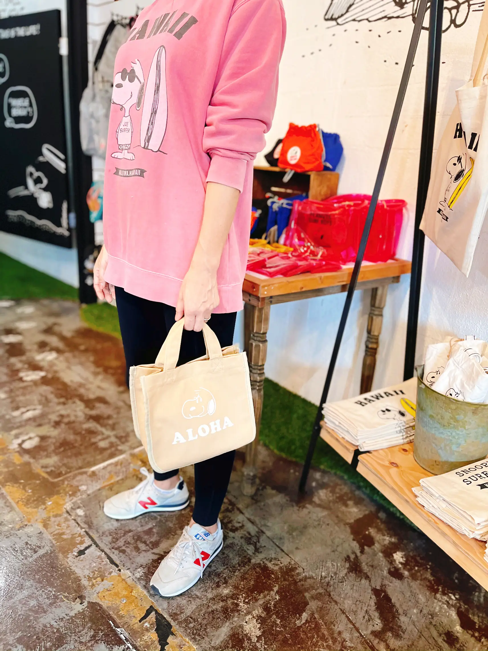 ハワイスヌーピー】Snoopy's surf shop | aloha.mihokoが投稿