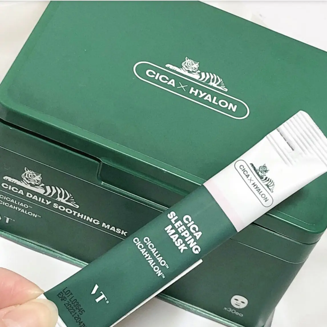 Cica Hyalon Routine CICA SLEEPING MASK 』 | Gallery posted by うさぎさん | Lemon8