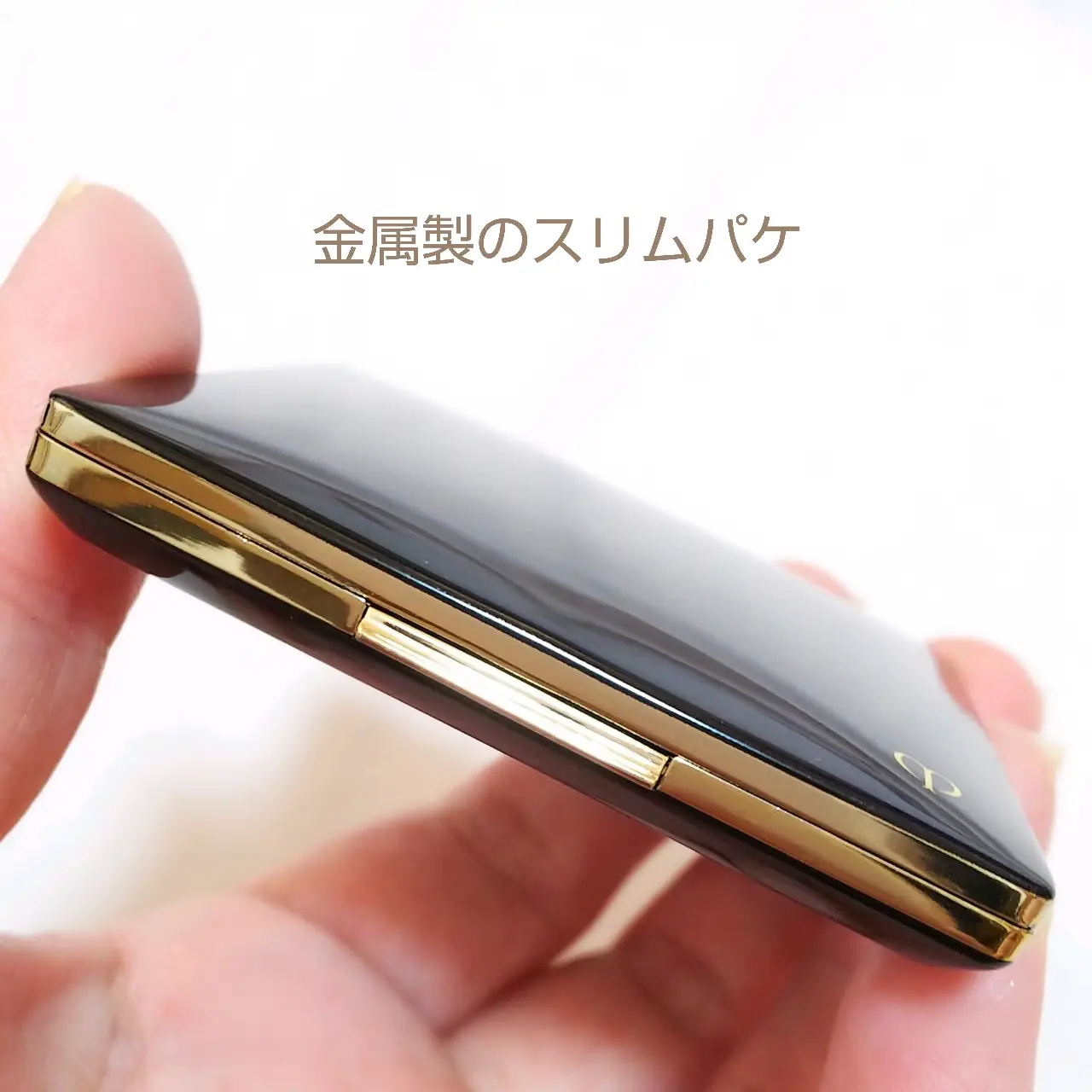 ❣️入手困難❣️エレガントスリム❣️ プードルコンパクトエサンシエルn