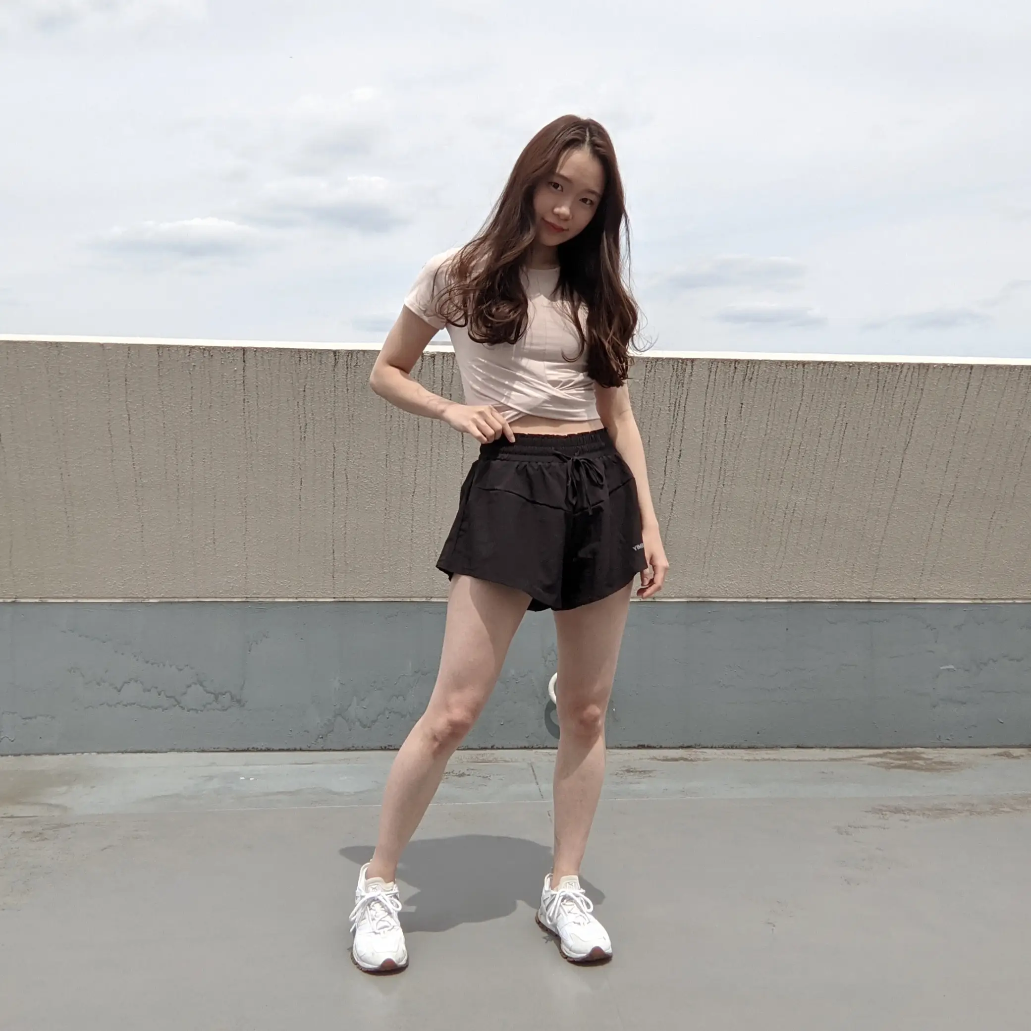 週末限定値引　alo yoga Black Pink 愛用　ソックス黒と白セット 週末限定値引 alo yoga Black Pink 愛用 ソックス黒と白セット