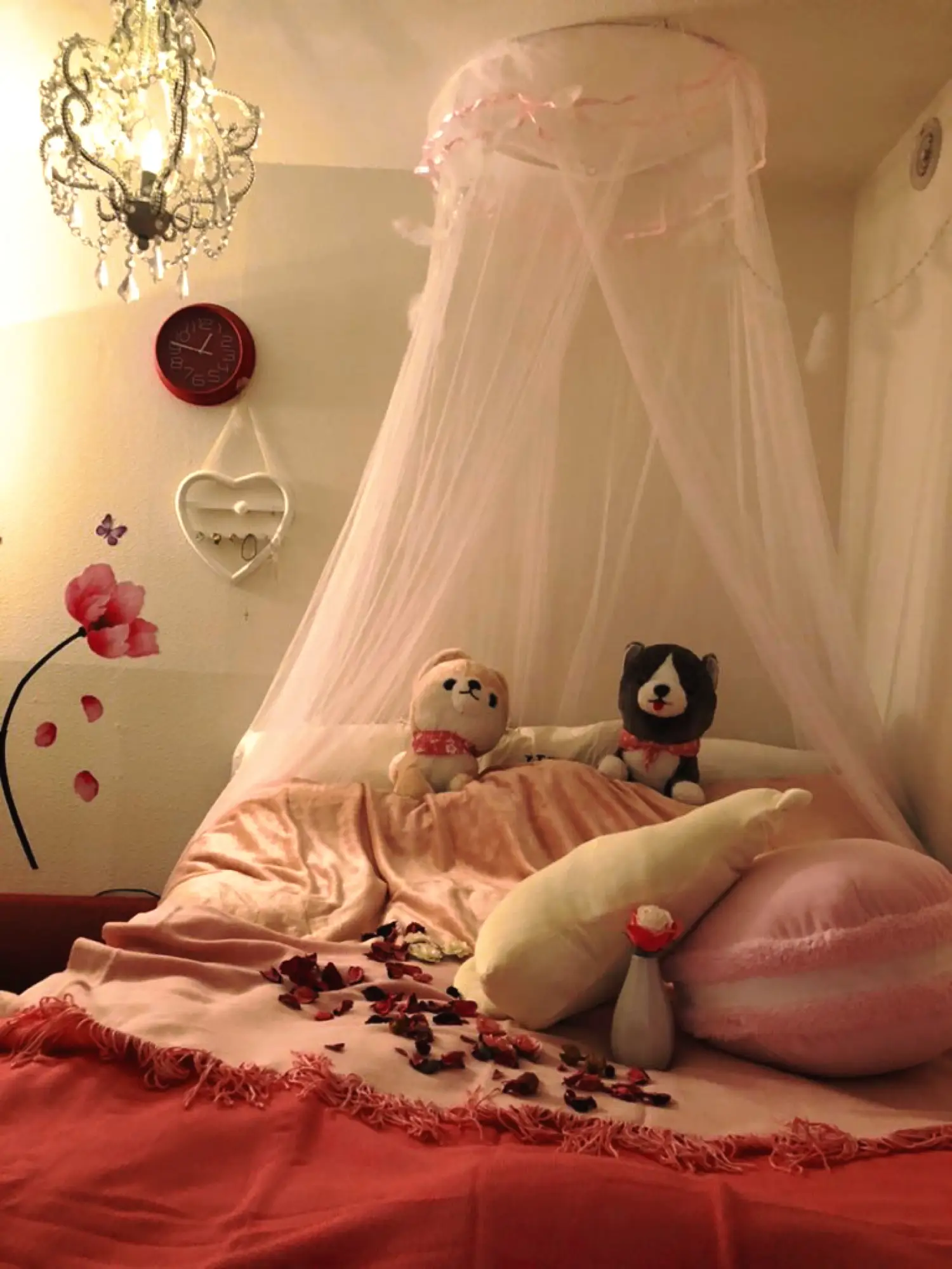 姫系ベッドダブルベッドニトリ無印良品zarahome フランフラン