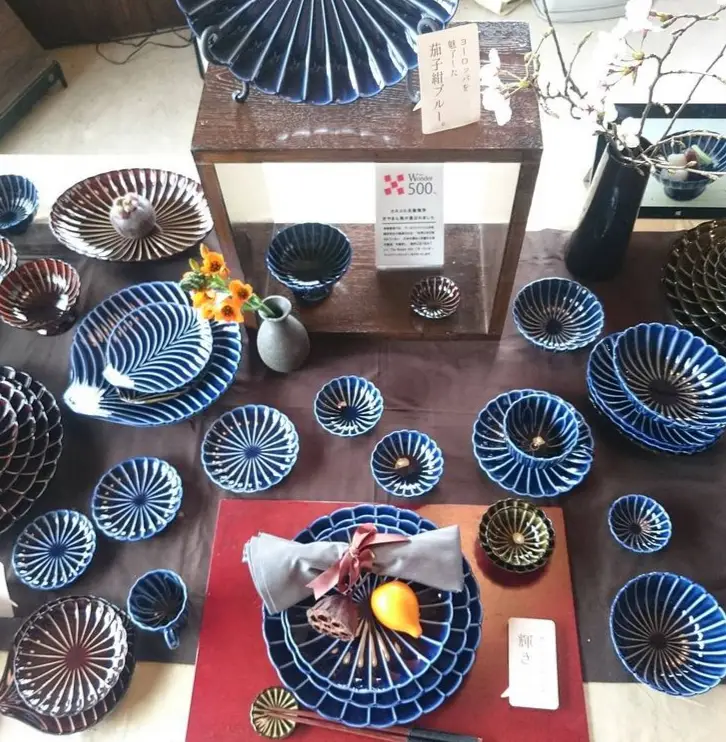 沖縄 やちむん 人気陶芸作家 双子堂 手描き プレート 2枚 双子堂