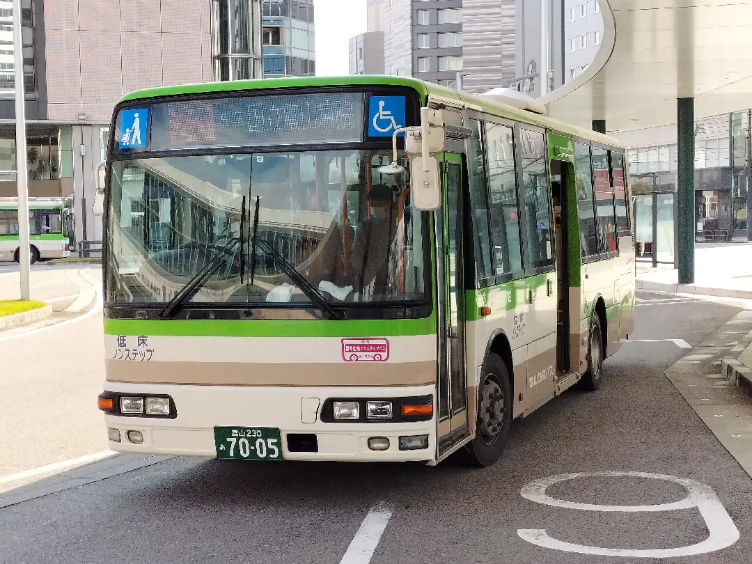 富山地方鉄道バス部門 | 石田なおとが投稿したフォトブック | Lemon8