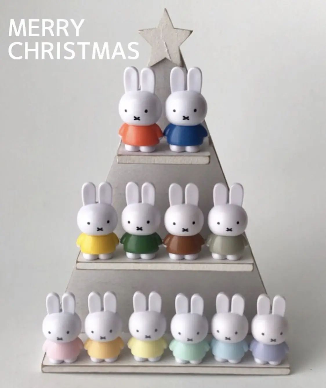今年も話題の ☆ クリスマスツリー 500個限定 CLIP studio ミッフィー 完売 クリスマス