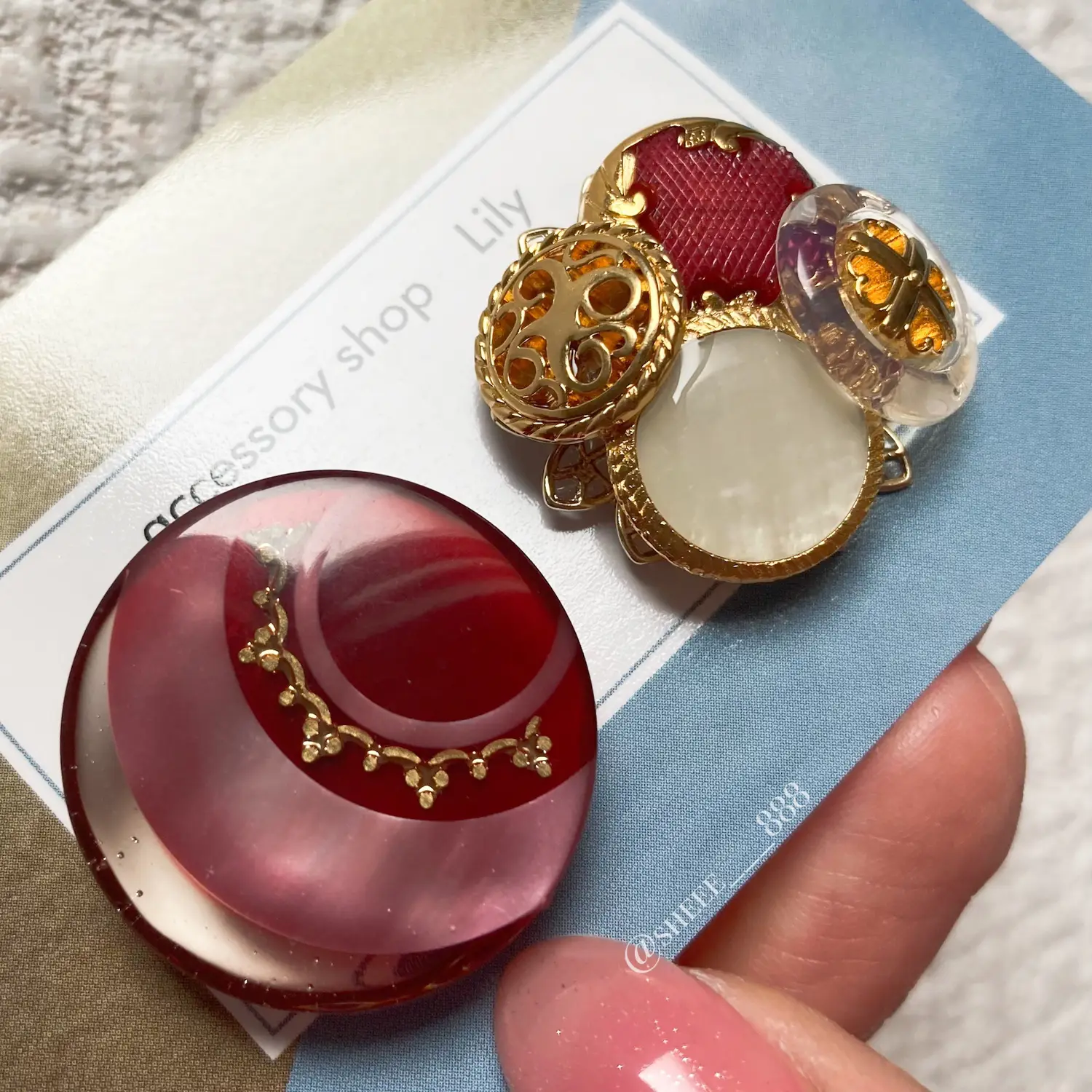 赤ずきんちゃんの世界 華やかラウンドレジンヘアゴム 赤ずきんちゃんの世界 華やかラウンドレジンヘアゴム