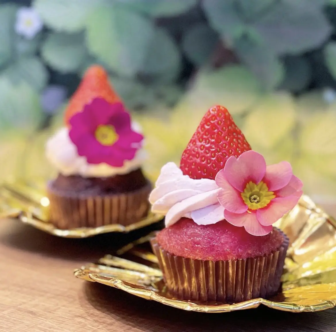 京都】苺とお花のカップケーキをハック?【エン 京花果茶】 | デパ地下 