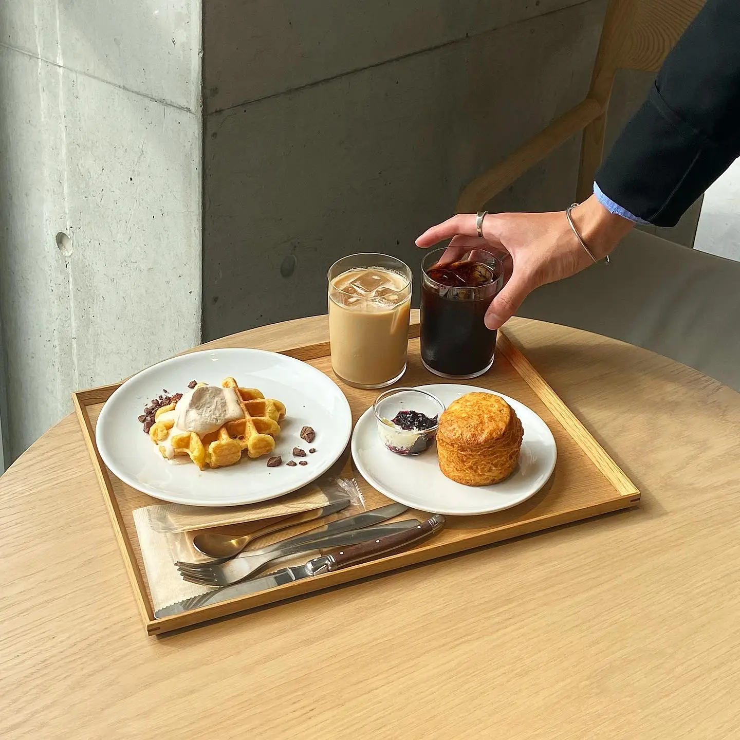 Blue Bottle Coffee Umeda Chayamachi Cafe / I IN