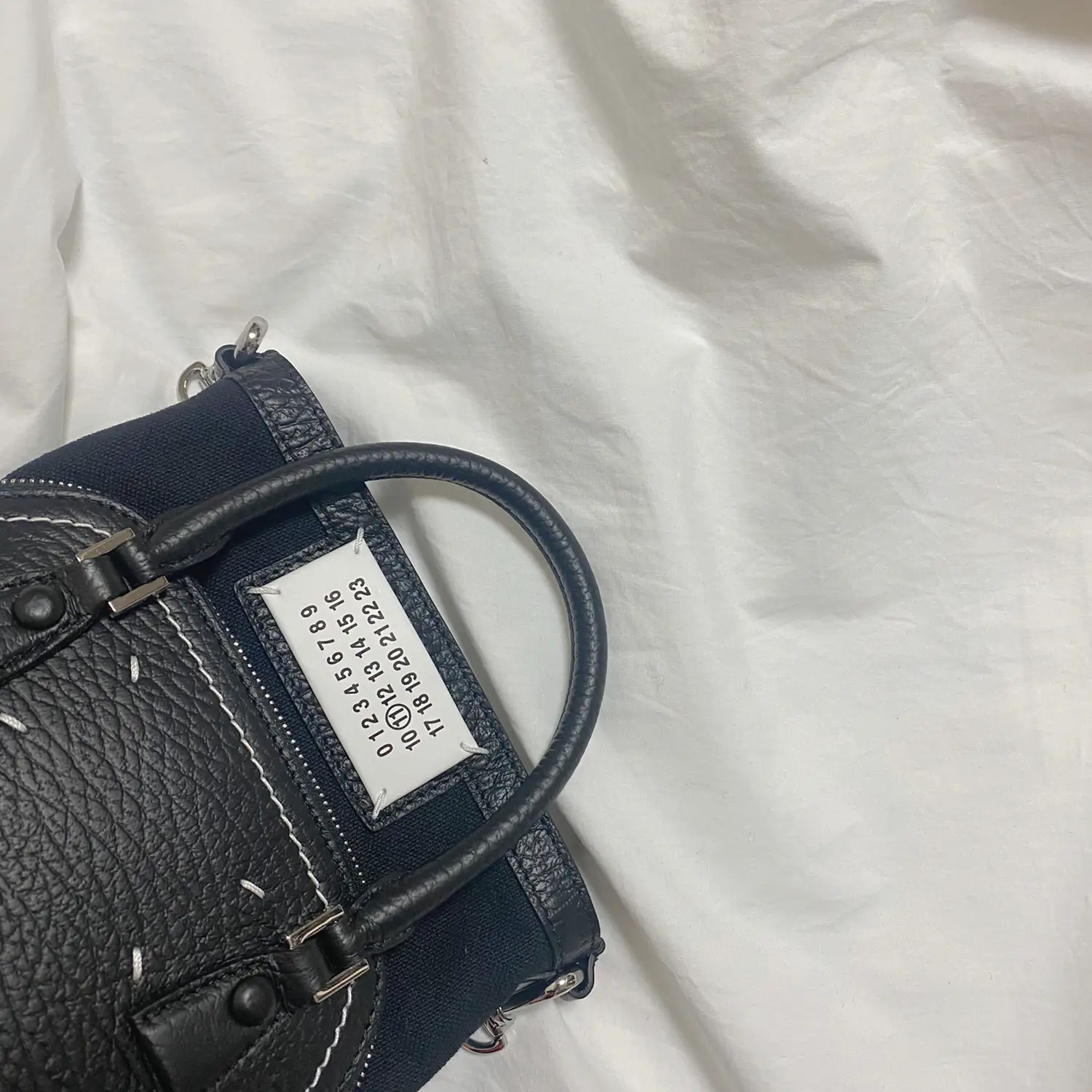 maison margiela 5ac🖤 | chabayumiが投稿したフォトブック | Lemon8