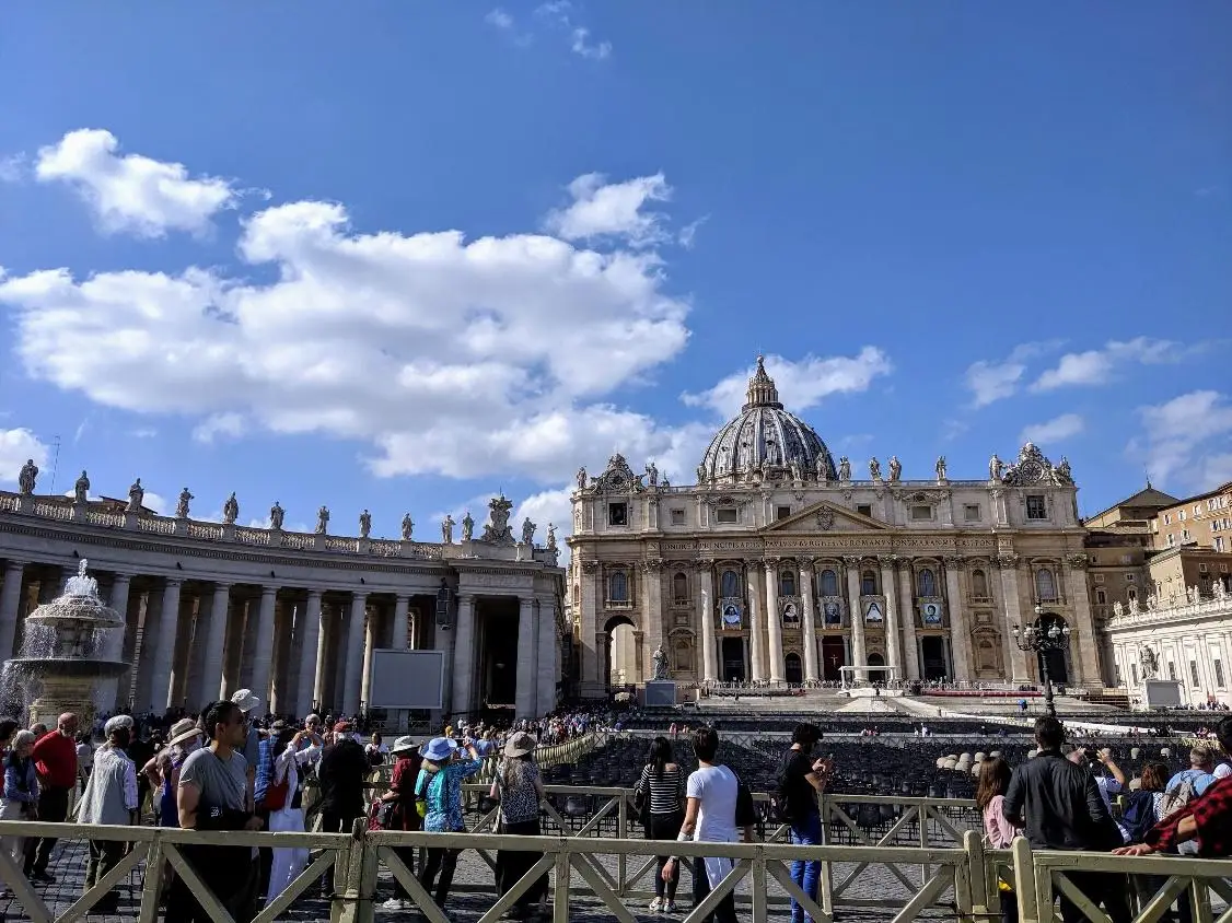 ローマ観光】3時間でまわる！バチカン市国レポ | 青木ボスが投稿した