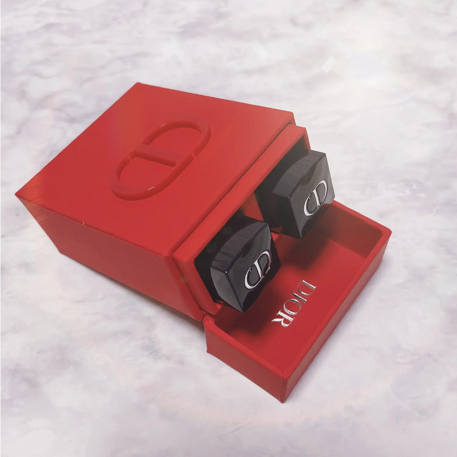 CHRISTIAN DIOR vipギフトボックス 赤