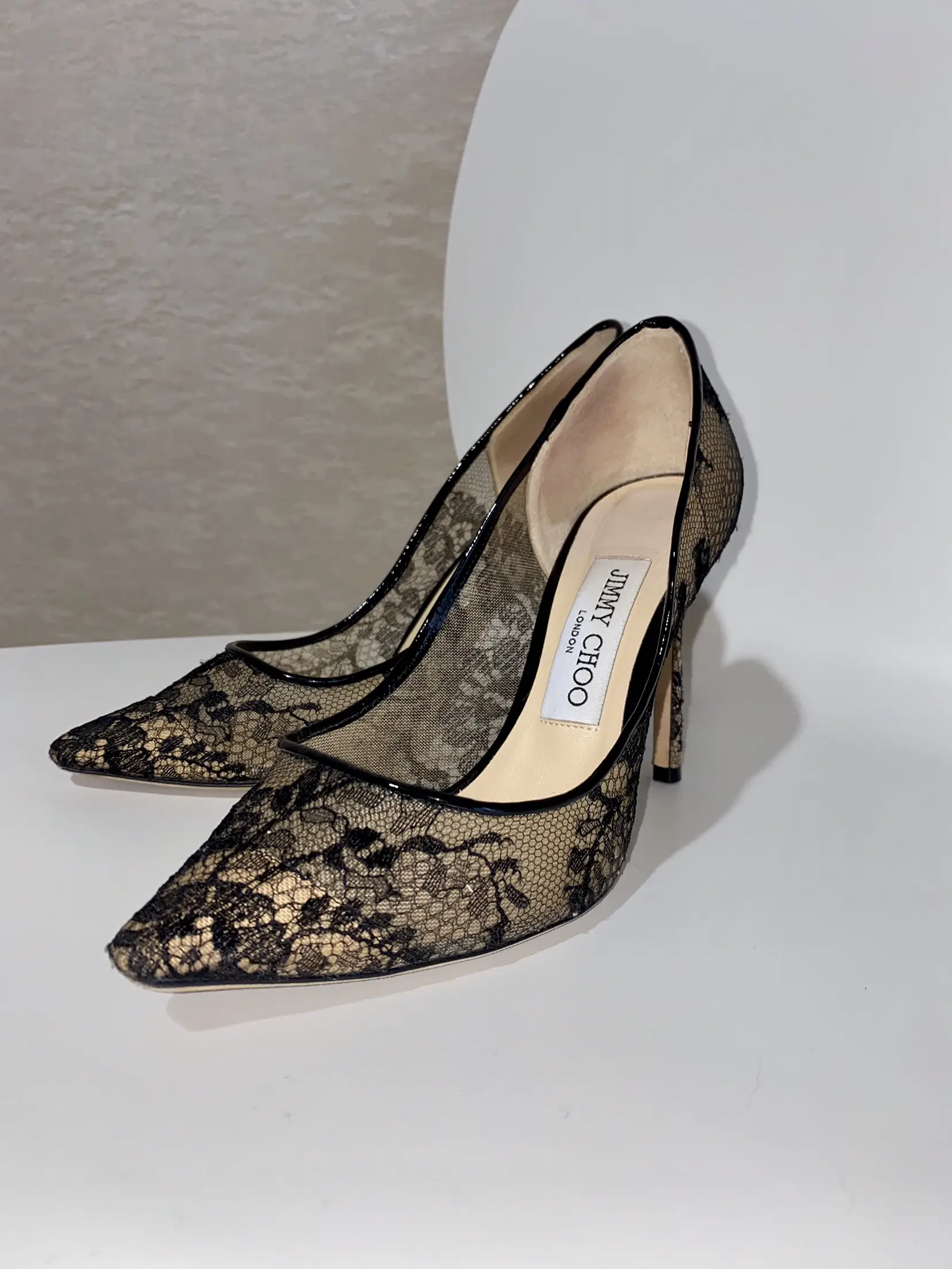 JIMMY CHOO カーキ パンプス 37.5 定価11万 JIMMY CHOO グレーカーキ メッシュ パンプス 37 春夏