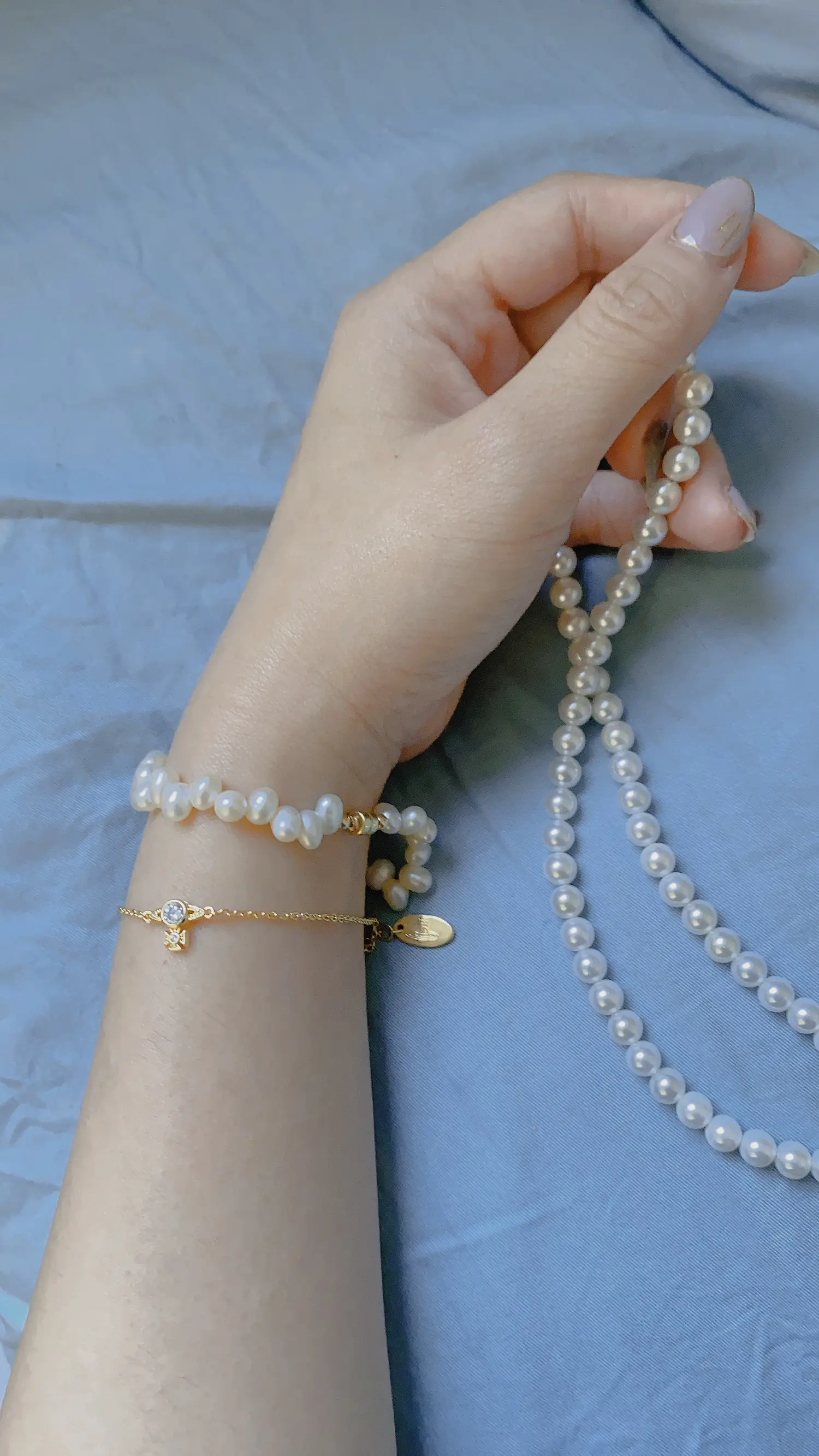 Golden Pearl Fat wrist is also elegant Gallery posted by