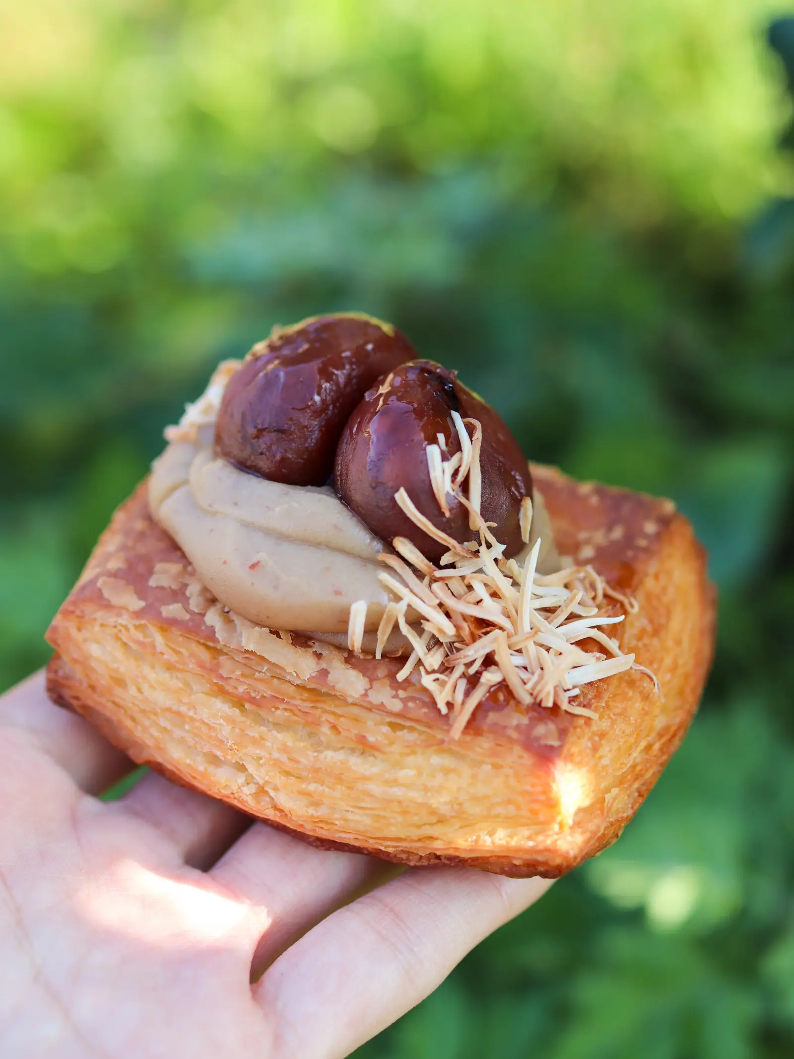 青葉台「栗デニッシュ、野菜ゴロゴロカレーパン、ラピュタパン🍞」 | はらぺこ(パン🍞カフェ☕️)が投稿したフォトブック | Lemon8