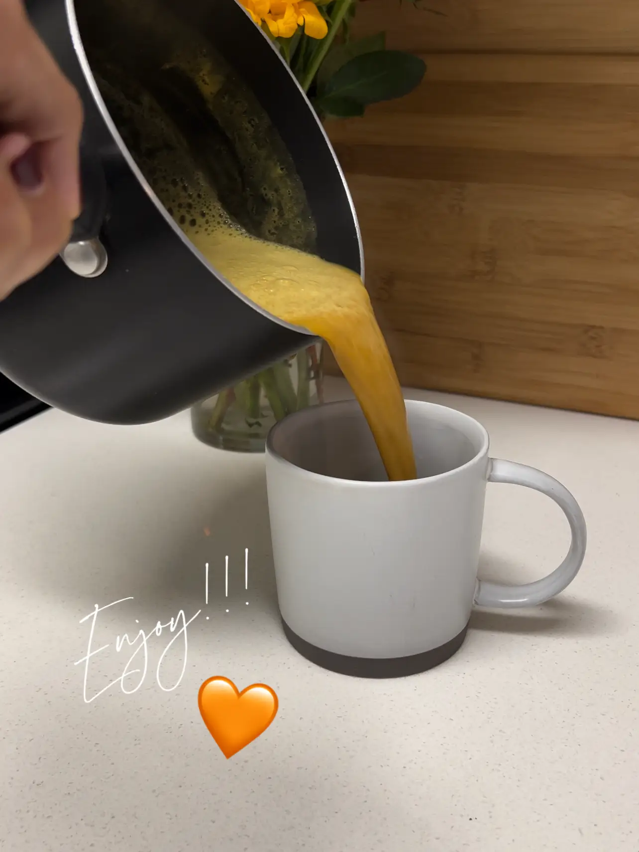 Golden Milk, A Soothing And Easy-To-Make Recipe 💛 🥛 Claudia Canu