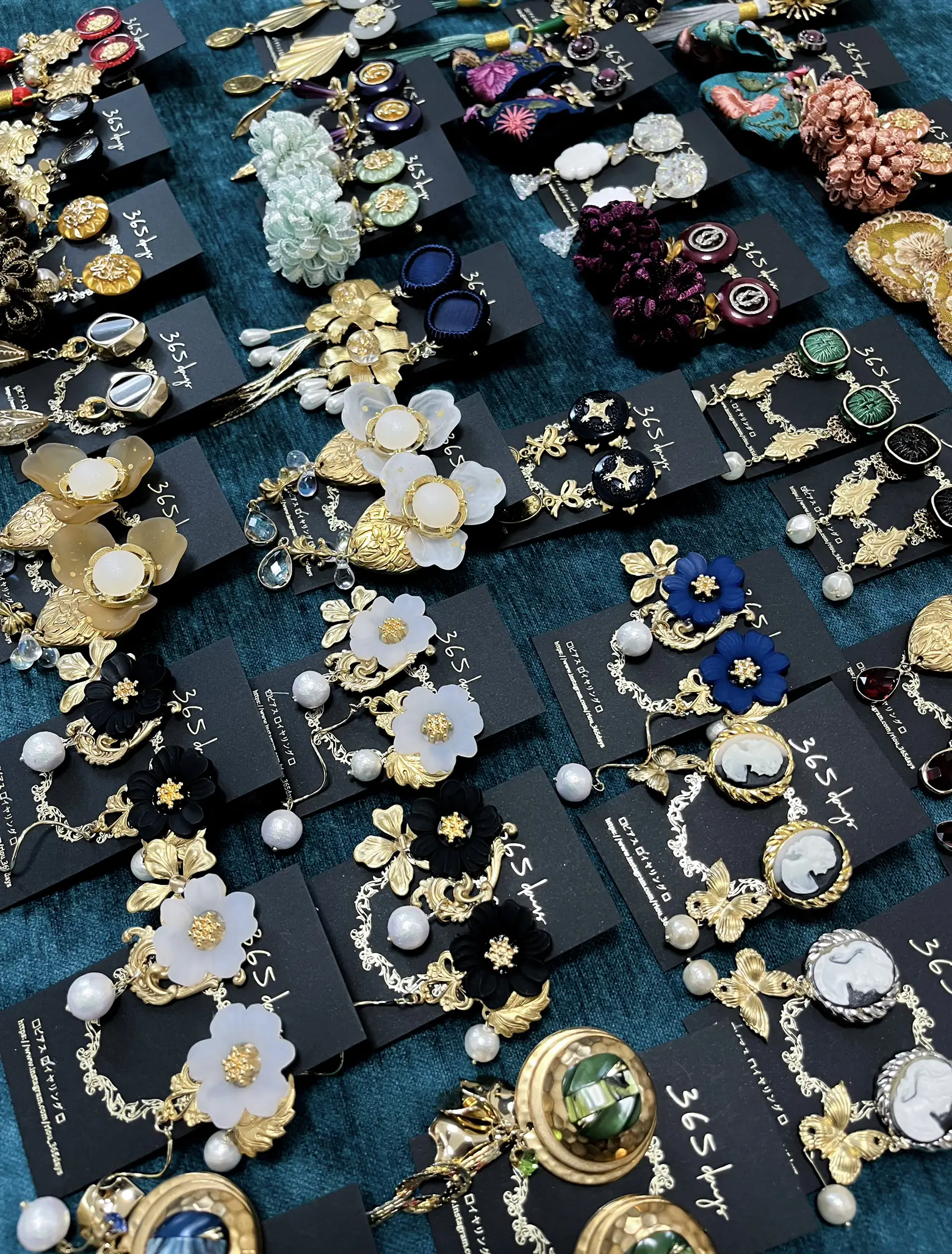 123 個性的なパーツのヴィンテージ仕上げ　ハンドメイド　ピアスorイヤリング 123 個性的なパーツのヴィンテージ仕上げハンドメイドピアスor