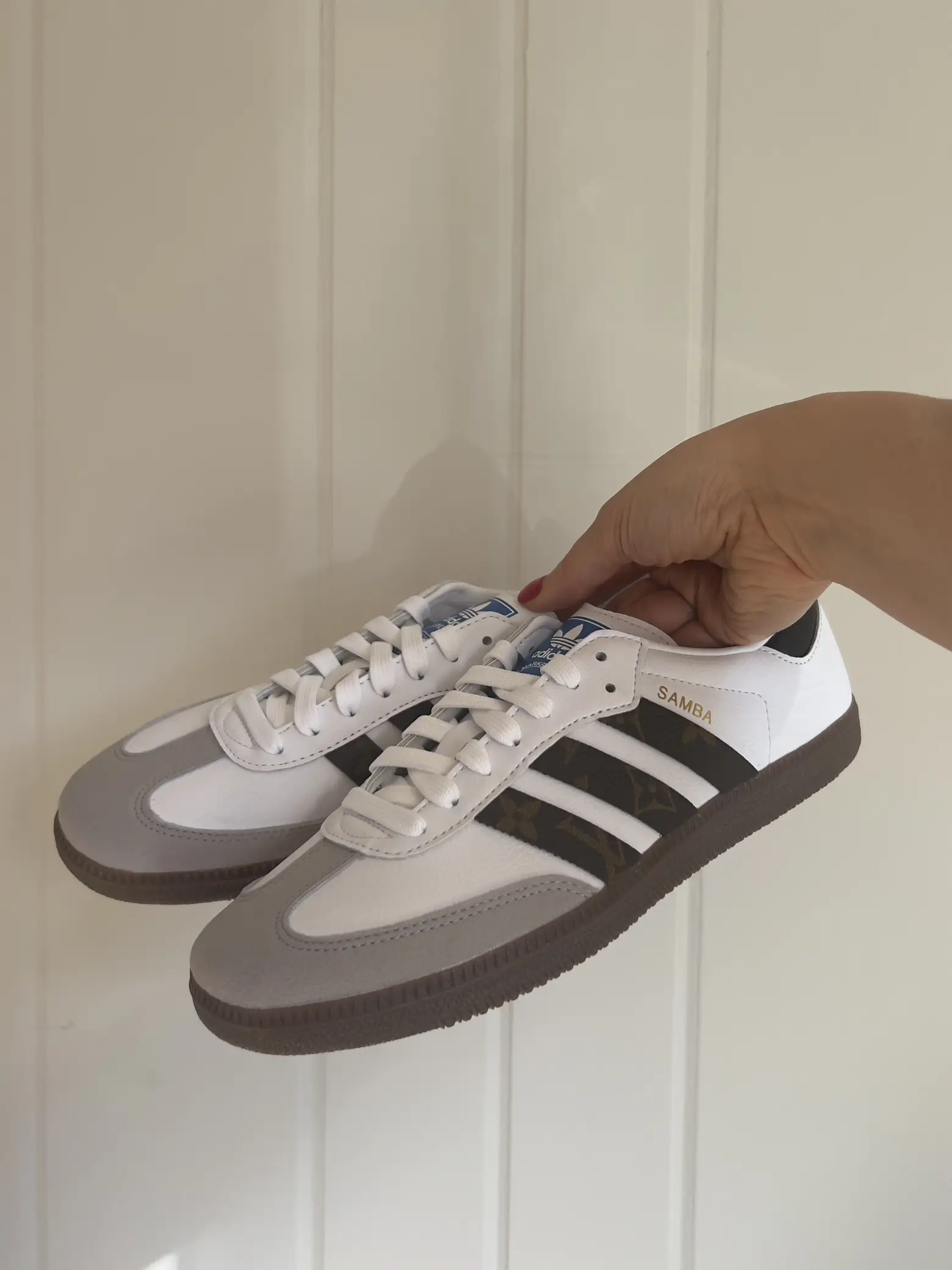 Unboxing my custom Adidas Sambas Gallery posted by Jessica Lemon8