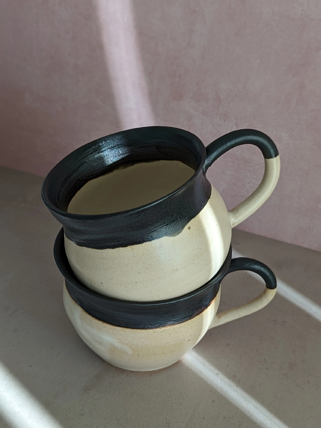 陶芸作品 #ハンドメイド　一点もののお皿 陶芸作品 #ハンドメイド 一点もののお皿